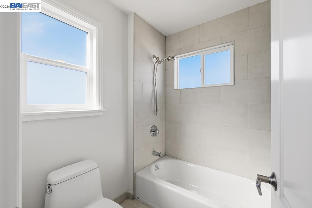 Detail Gallery Image 39 of 54 For 15185 Norton St, San Leandro,  CA 94579 - 3 Beds | 2/1 Baths