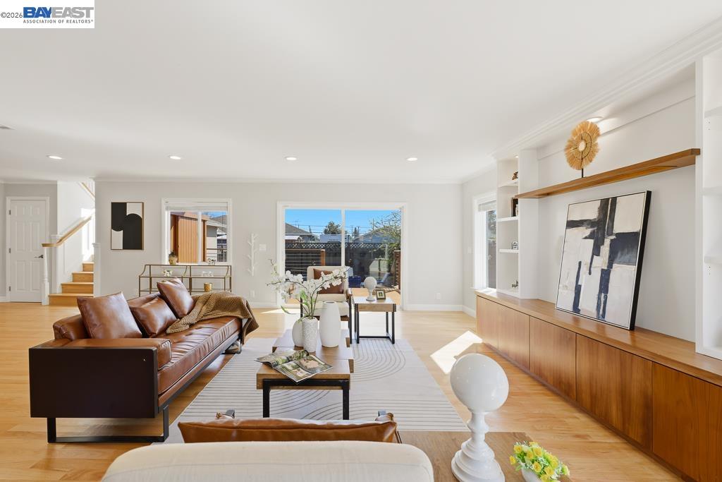 Detail Gallery Image 6 of 54 For 15185 Norton St, San Leandro,  CA 94579 - 3 Beds | 2/1 Baths