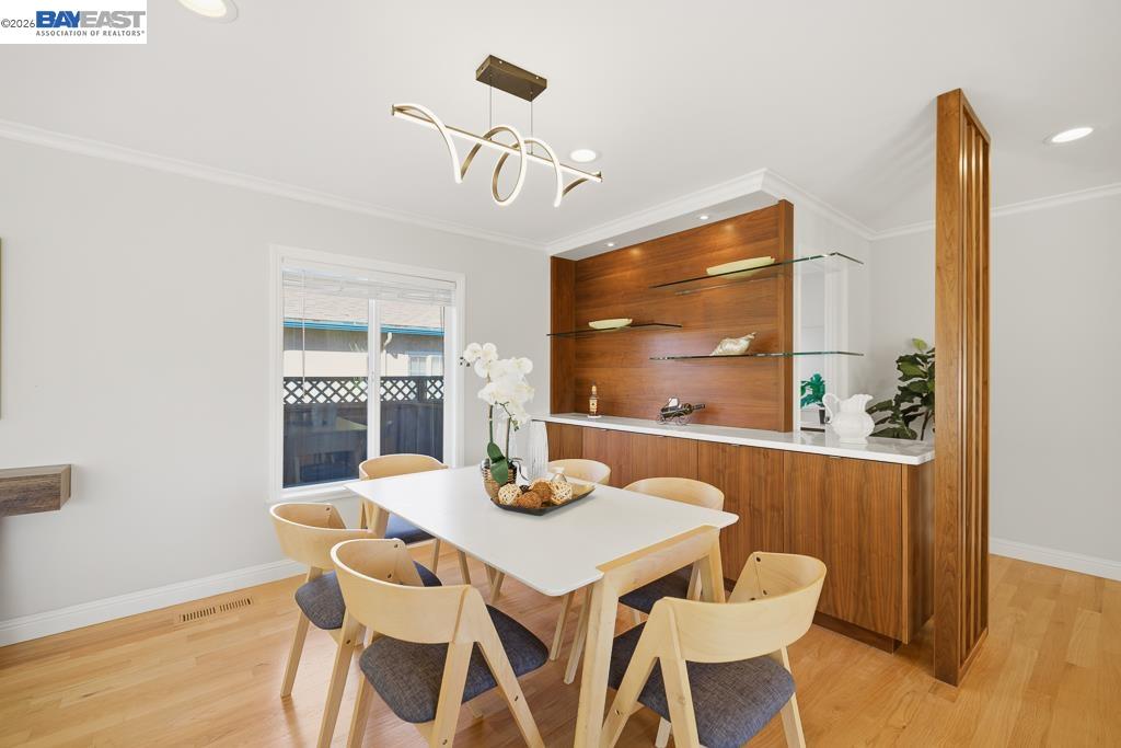 Detail Gallery Image 8 of 54 For 15185 Norton St, San Leandro,  CA 94579 - 3 Beds | 2/1 Baths