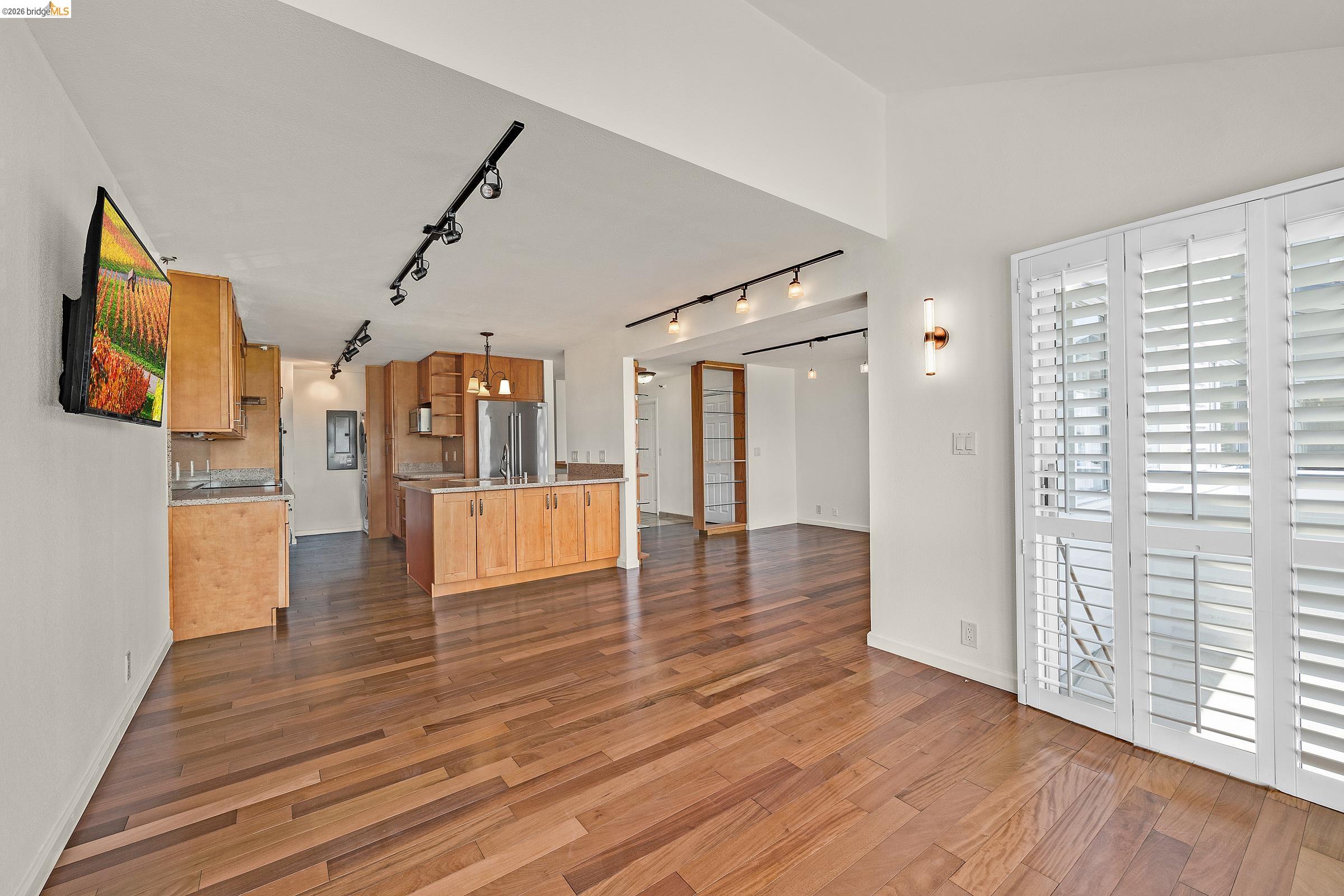 Photo #11: 41126199 Listing: Photo #11