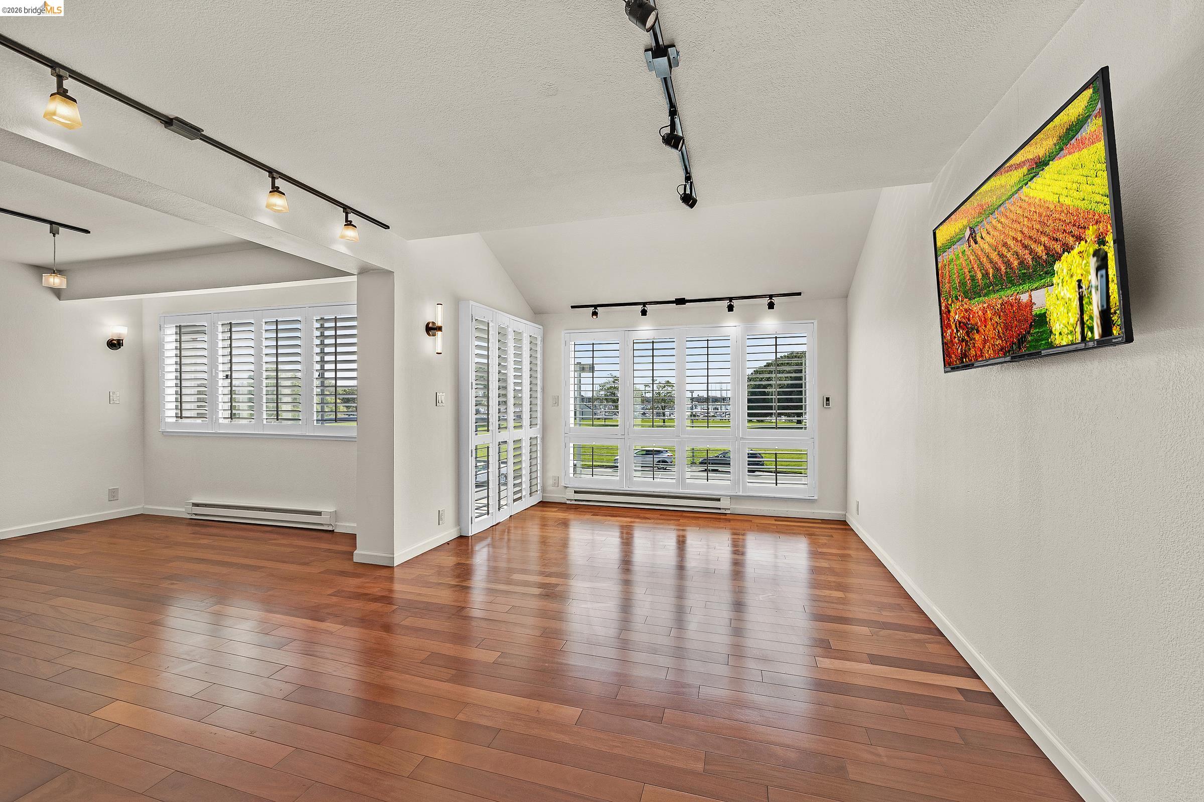 Photo #18: 41126199 Listing: Photo #18