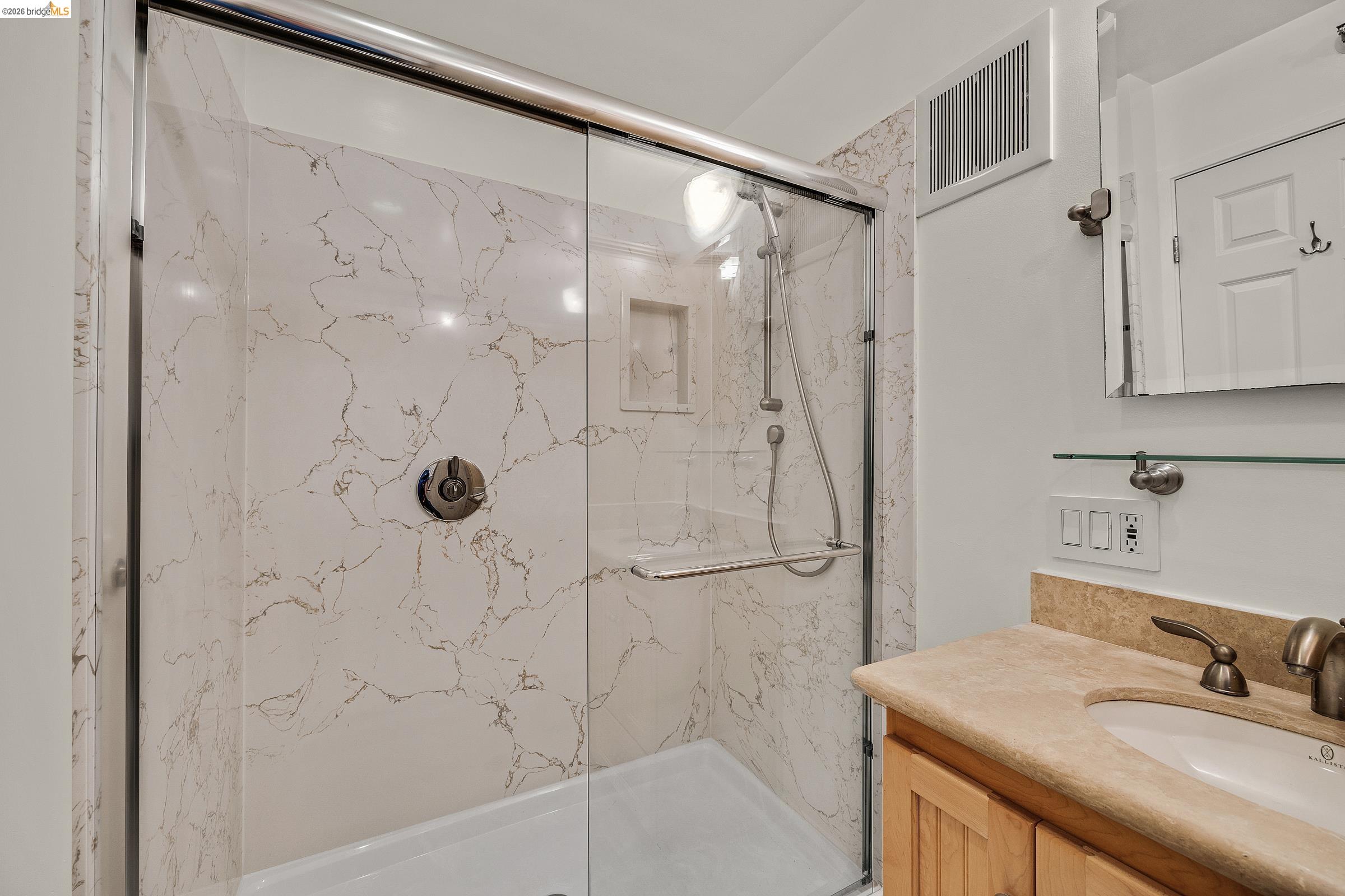 Photo #25: 41126199 Listing: Photo #25