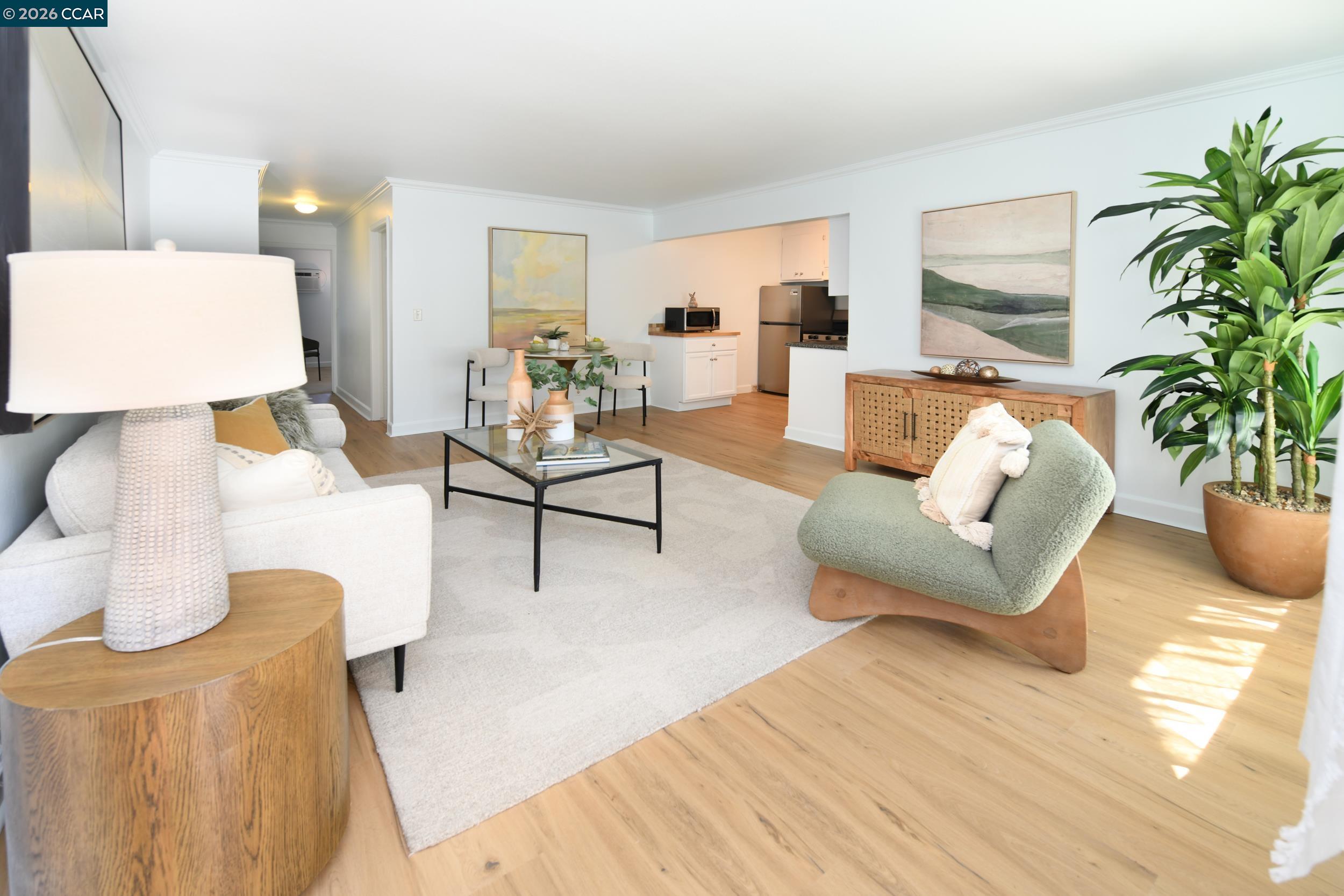 Photo #1: 41126201 Listing: Photo #1