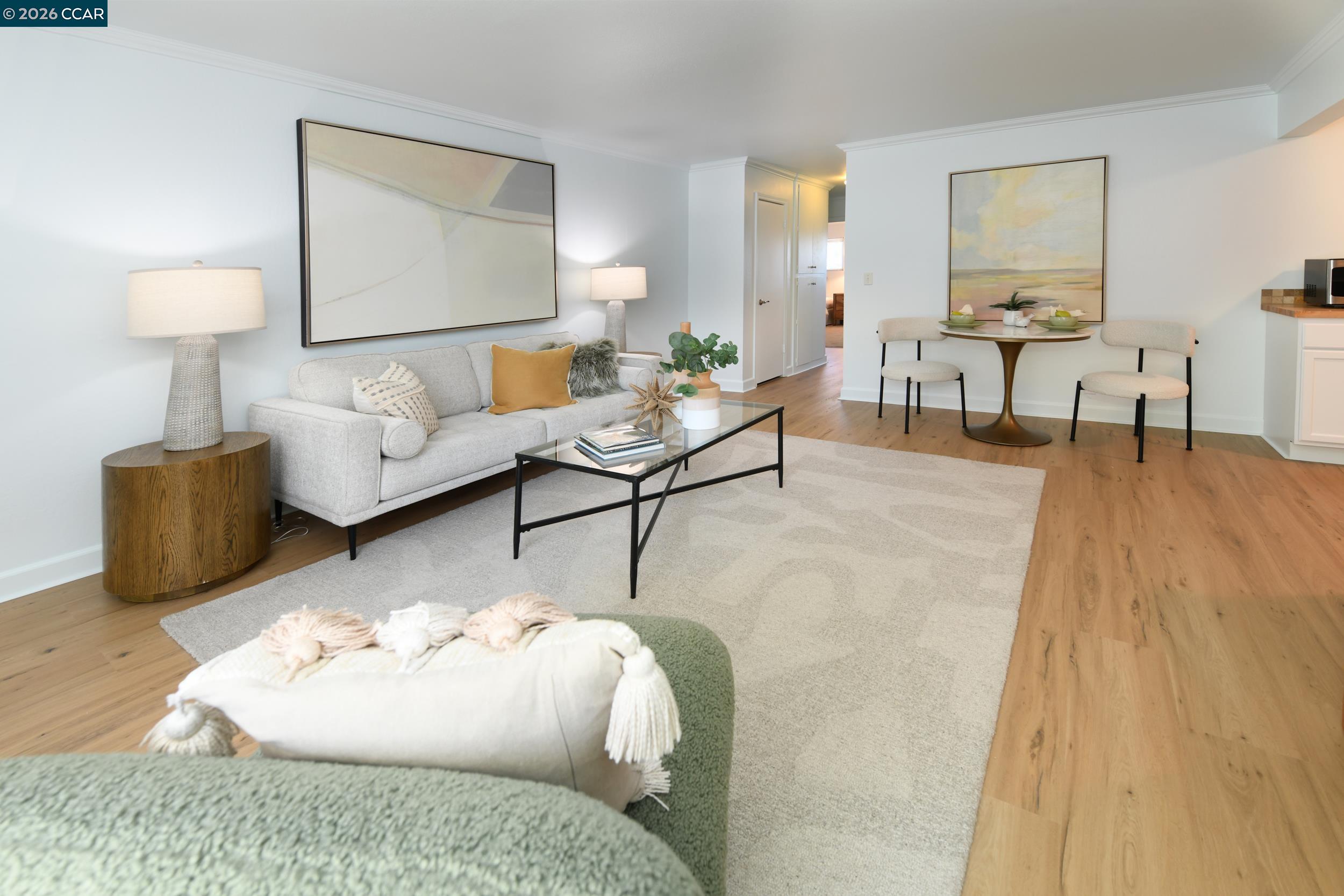 Photo #3: 41126201 Listing: Photo #3