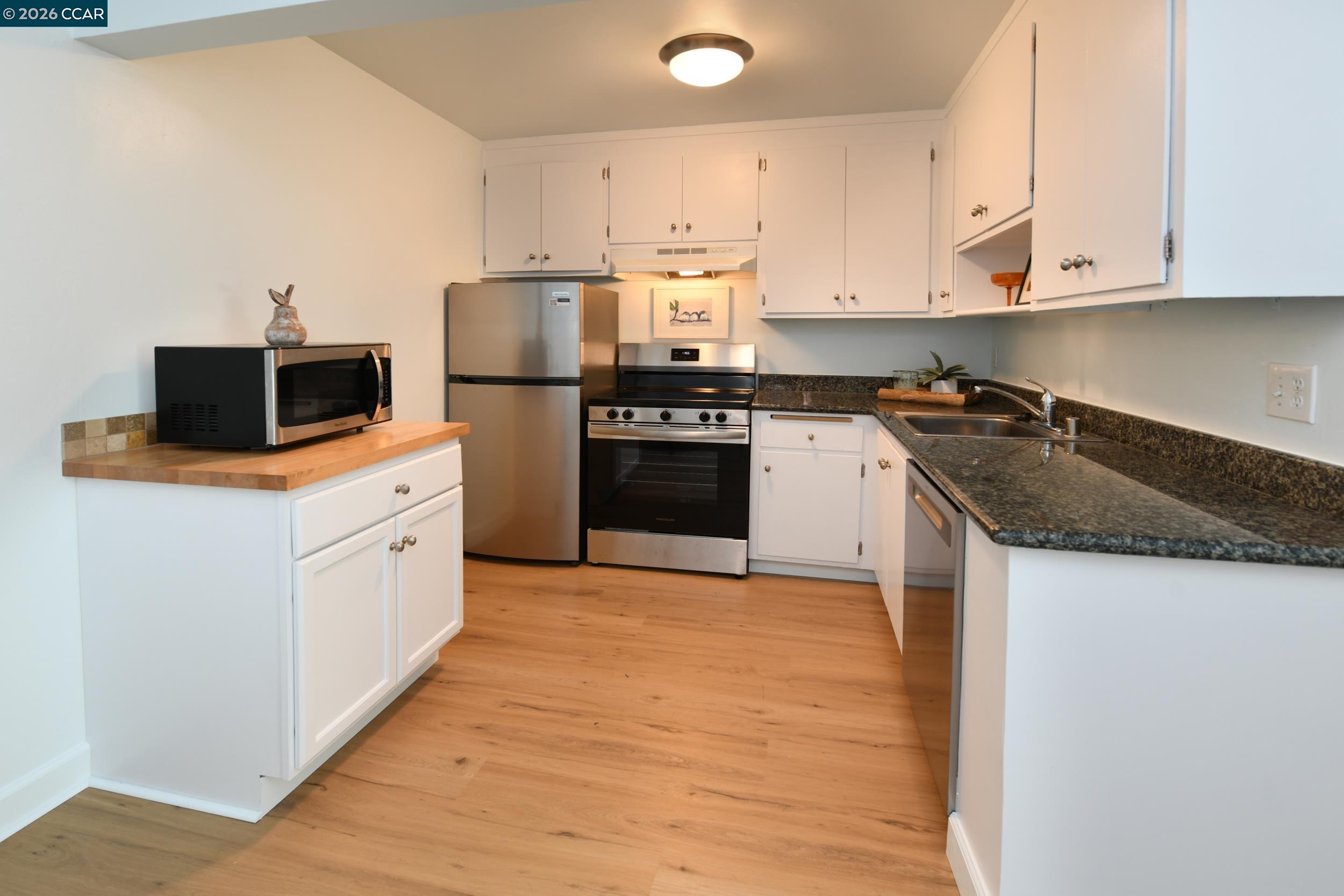 Photo #7: 41126201 Listing: Photo #7