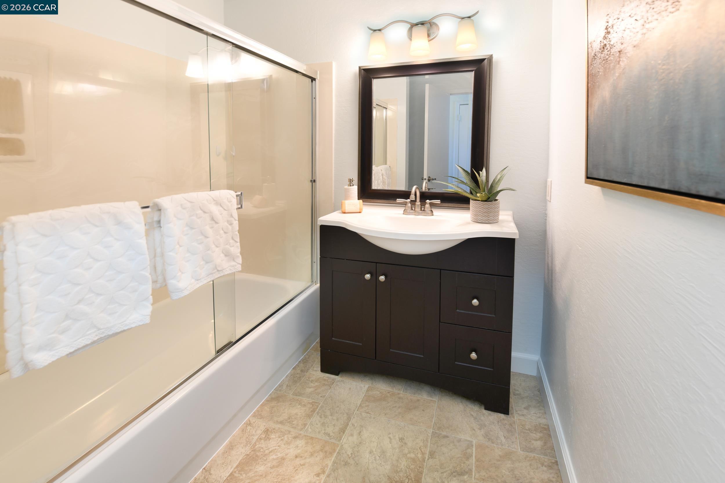 Photo #10: 41126201 Listing: Photo #10