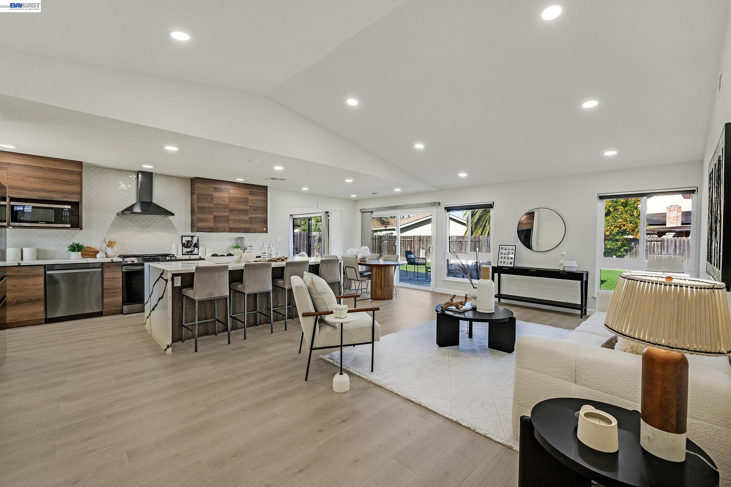 Detail Gallery Image 12 of 34 For 4311 Blondwood Ct, Union City,  CA 94587 - 3 Beds | 2 Baths