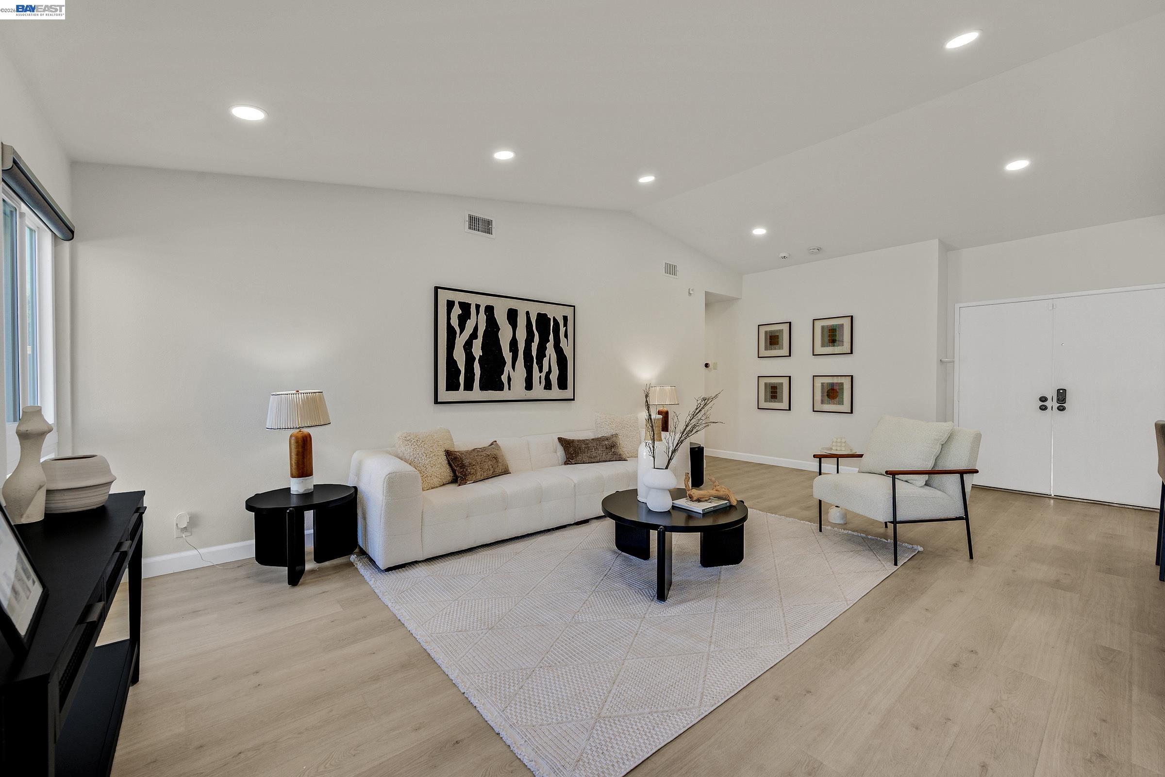 Detail Gallery Image 14 of 34 For 4311 Blondwood Ct, Union City,  CA 94587 - 3 Beds | 2 Baths