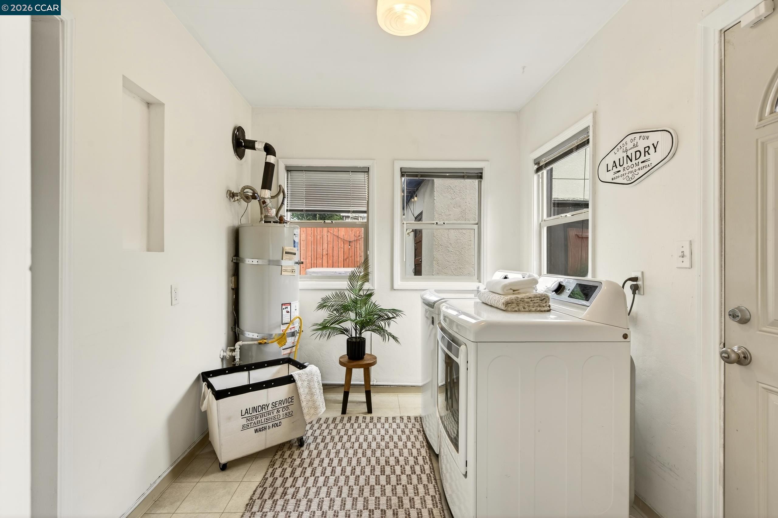 Detail Gallery Image 38 of 60 For 3236 Bona St, Oakland,  CA 94601 - 2 Beds | 1 Baths