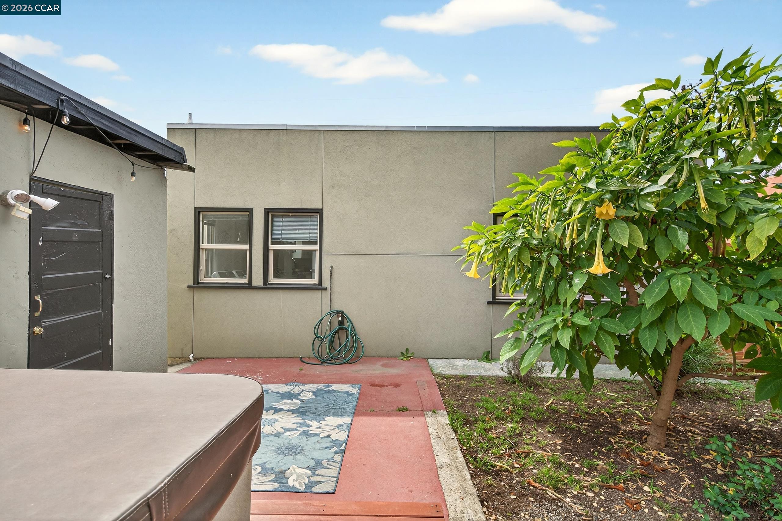 Detail Gallery Image 49 of 60 For 3236 Bona St, Oakland,  CA 94601 - 2 Beds | 1 Baths