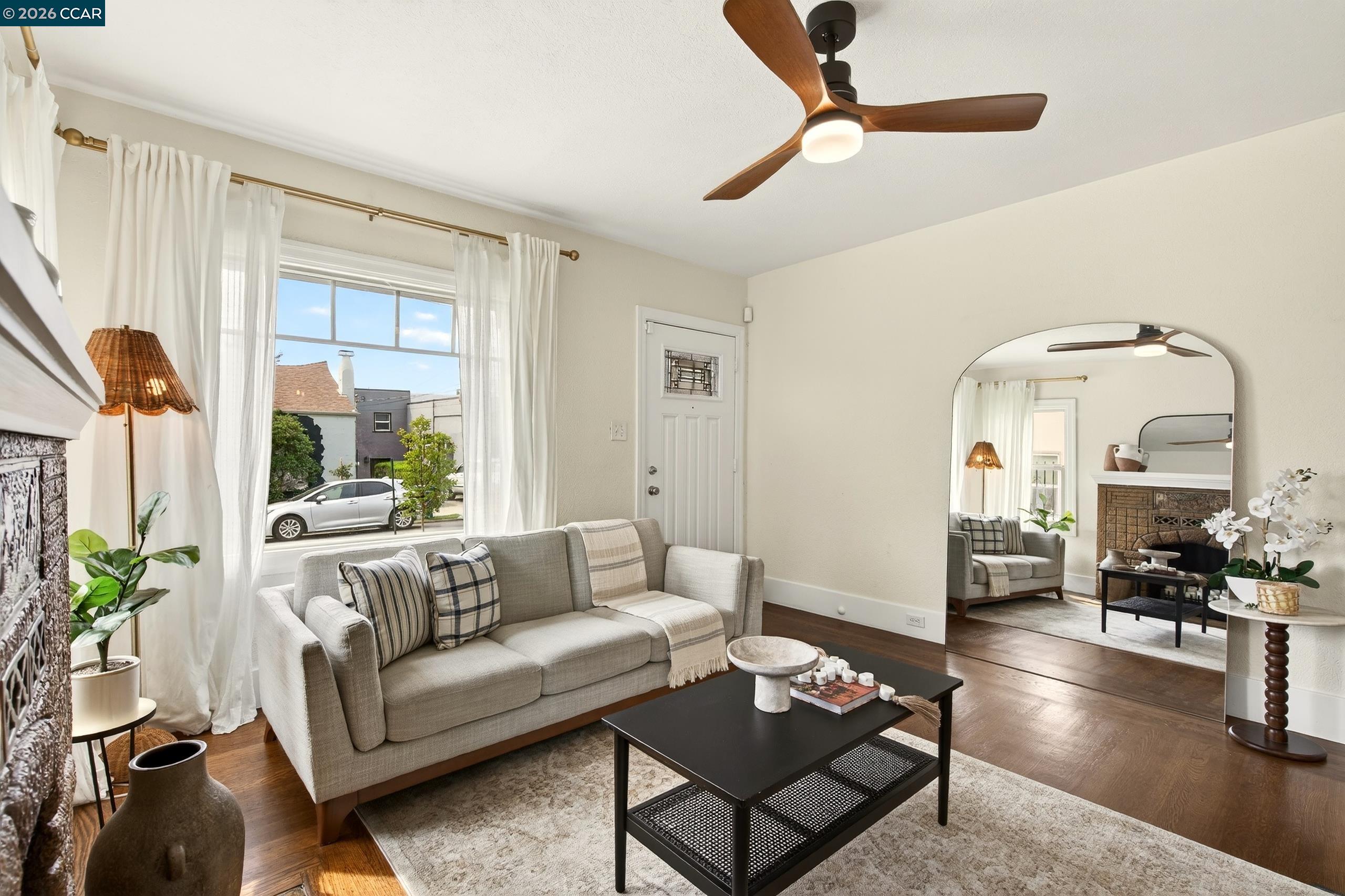 Detail Gallery Image 6 of 60 For 3236 Bona St, Oakland,  CA 94601 - 2 Beds | 1 Baths