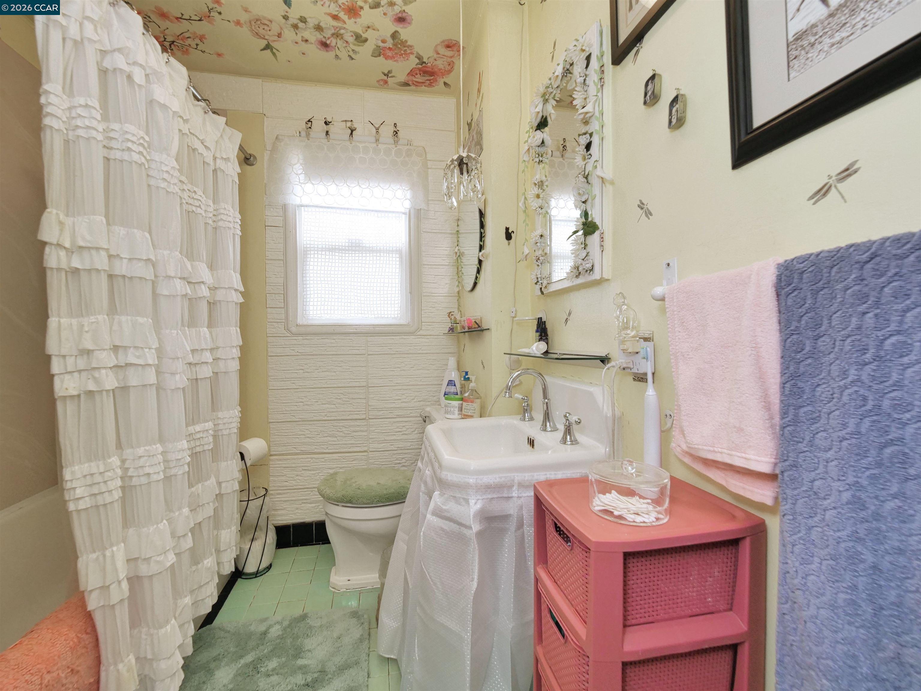 Detail Gallery Image 52 of 60 For 995 Virginia Street, Berkeley,  CA 94710-1850 - – Beds | – Baths