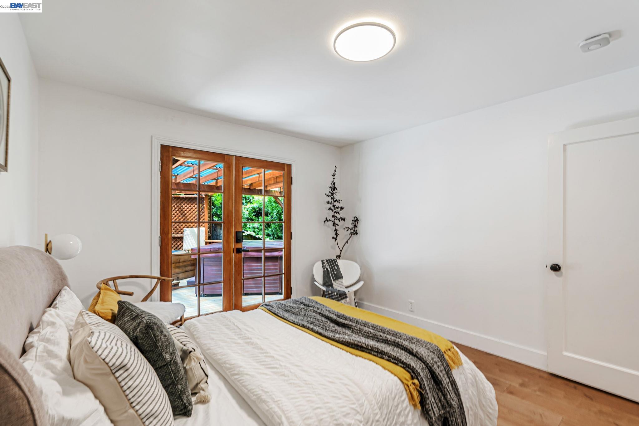 Detail Gallery Image 21 of 45 For 208 Princeton Ave, Mill Valley,  CA 94941 - 3 Beds | 3 Baths