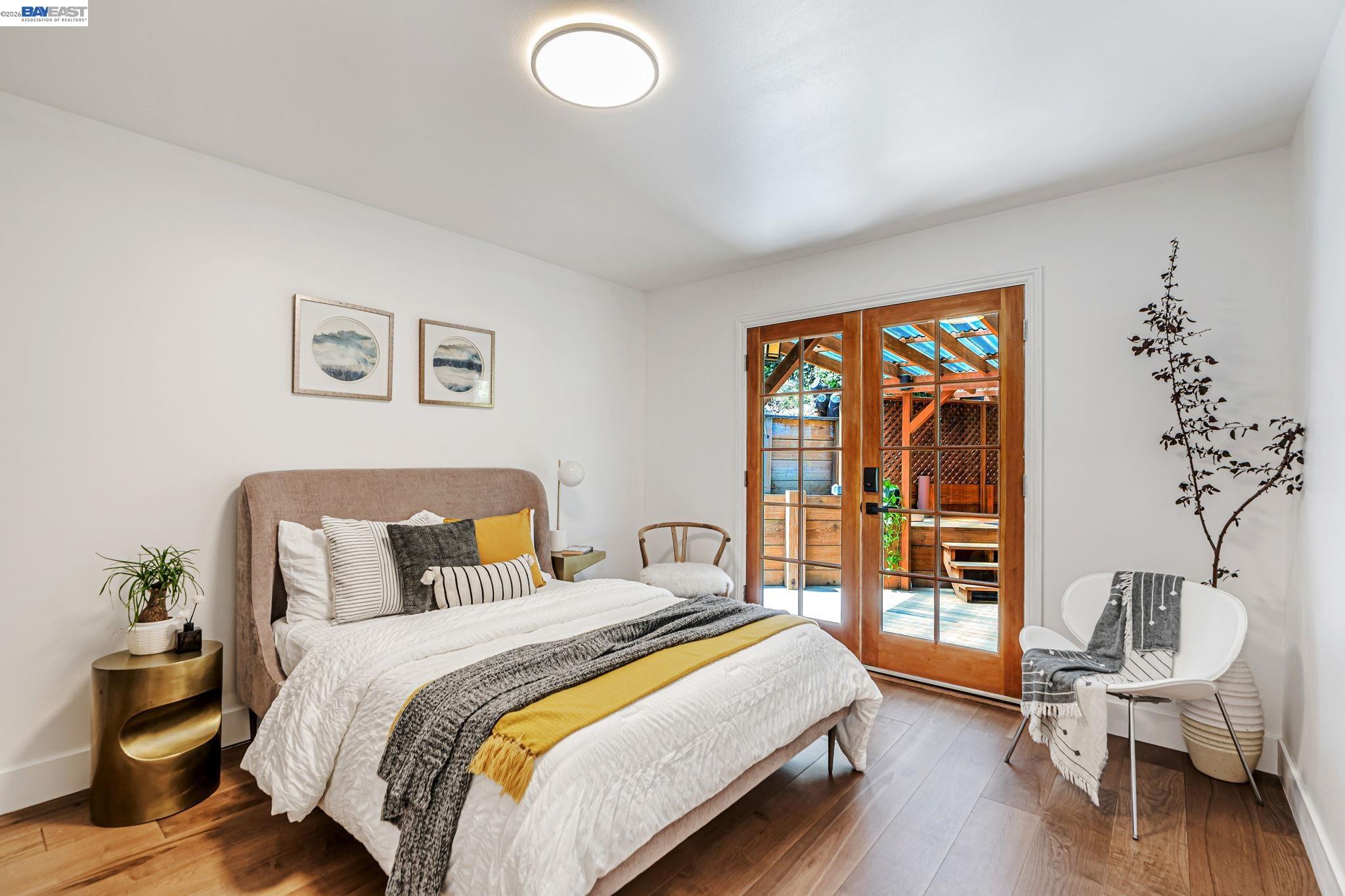 Detail Gallery Image 23 of 45 For 208 Princeton Ave, Mill Valley,  CA 94941 - 3 Beds | 3 Baths