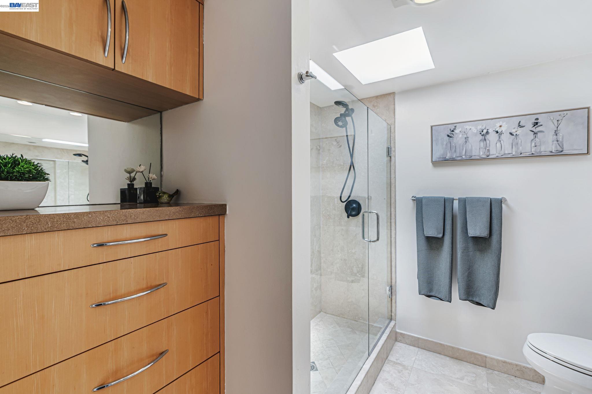 Detail Gallery Image 24 of 45 For 208 Princeton Ave, Mill Valley,  CA 94941 - 3 Beds | 3 Baths