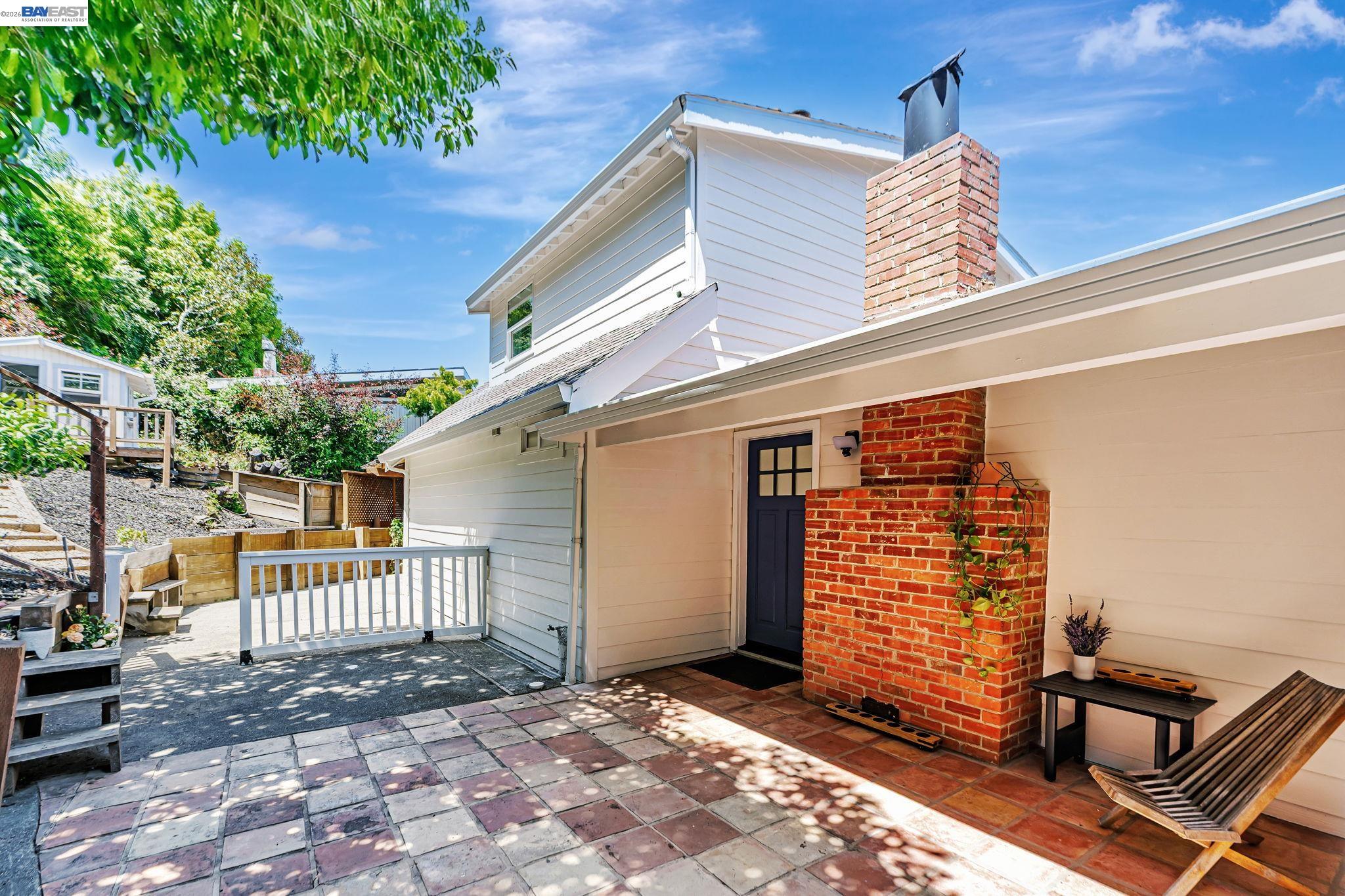 Detail Gallery Image 34 of 45 For 208 Princeton Ave, Mill Valley,  CA 94941 - 3 Beds | 3 Baths