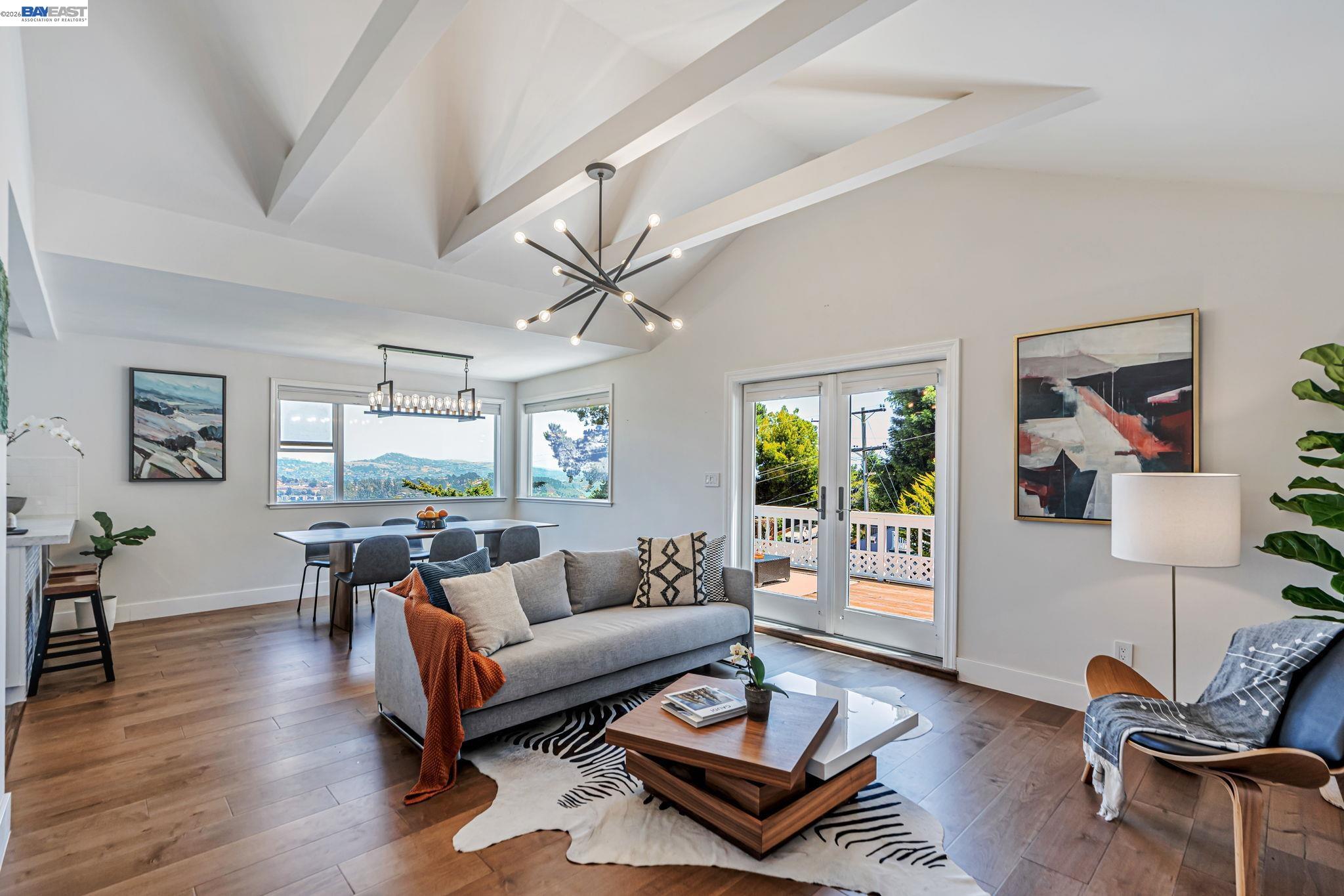 Detail Gallery Image 7 of 45 For 208 Princeton Ave, Mill Valley,  CA 94941 - 3 Beds | 3 Baths