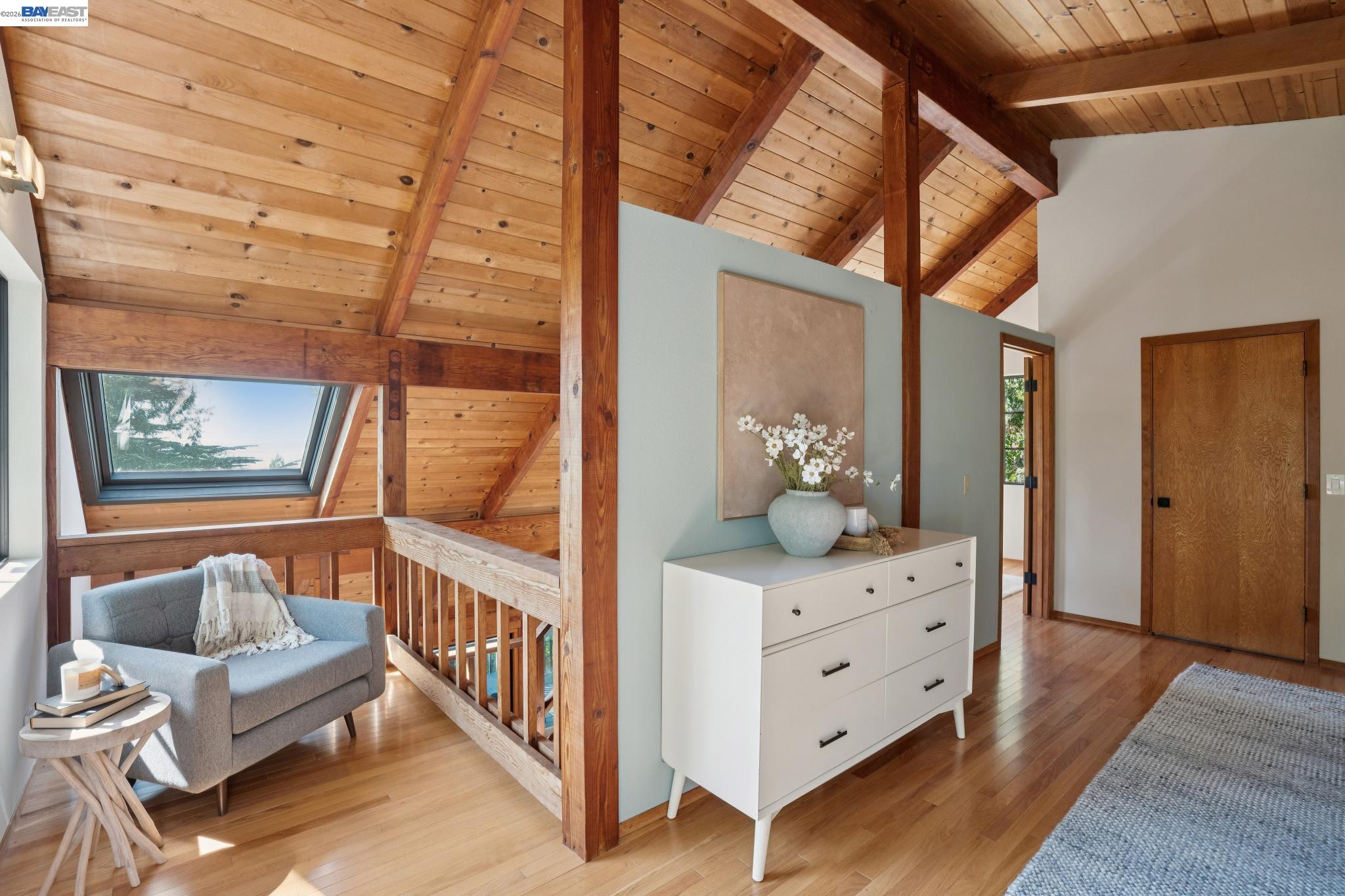 Detail Gallery Image 23 of 47 For 2686 Shasta Rd, Berkeley,  CA 94708 - 3 Beds | 2/1 Baths