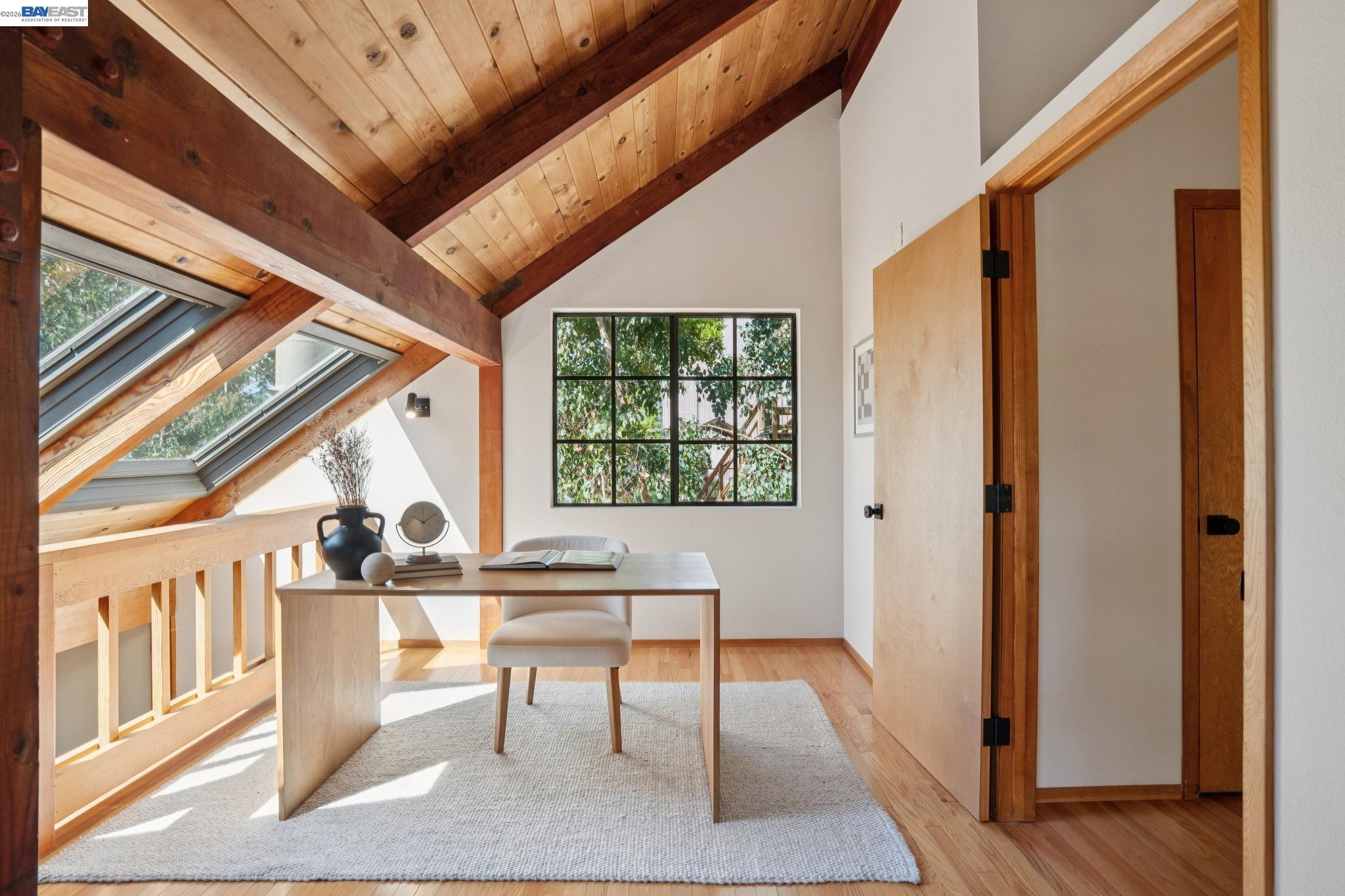 Detail Gallery Image 25 of 47 For 2686 Shasta Rd, Berkeley,  CA 94708 - 3 Beds | 2/1 Baths