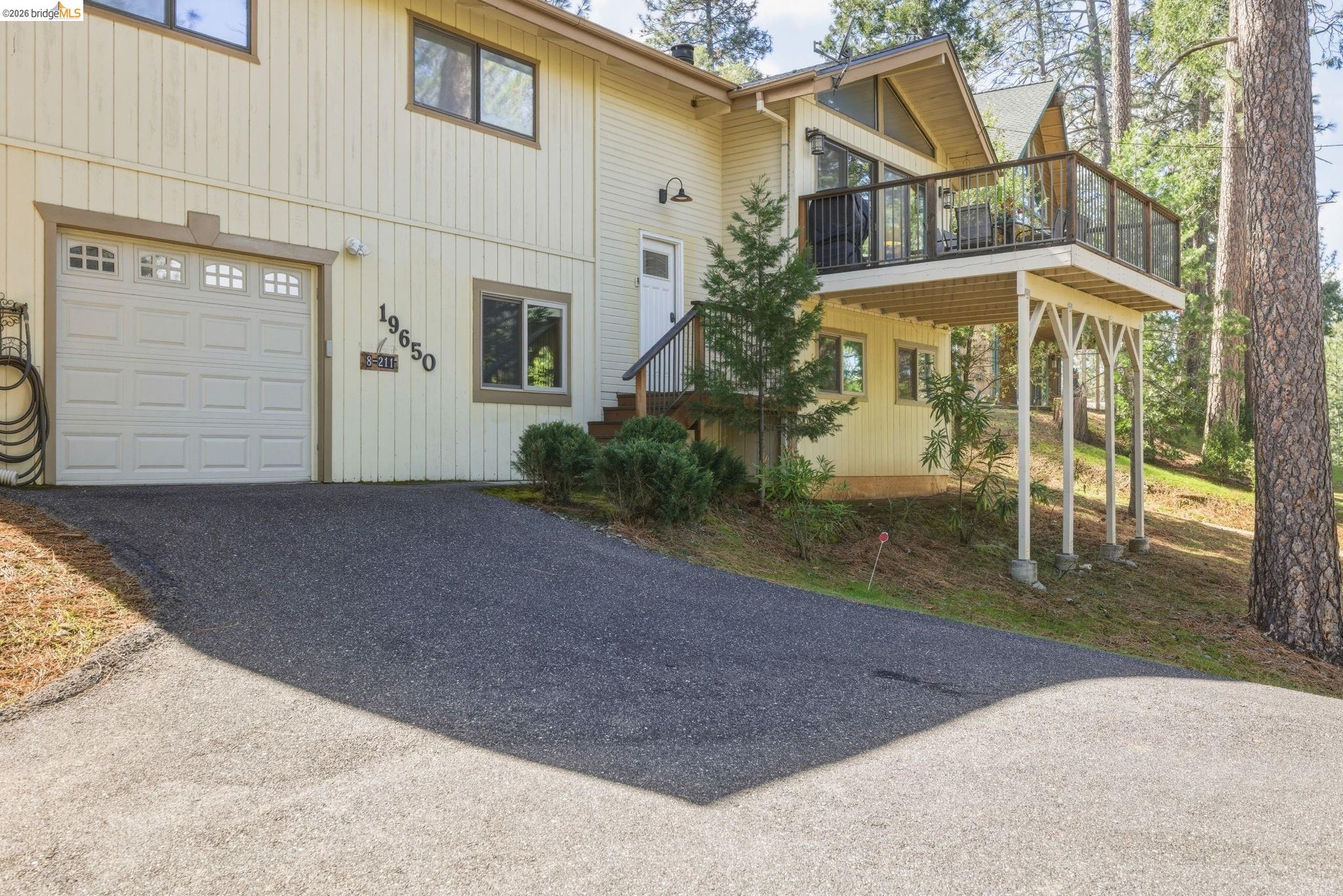 Detail Gallery Image 11 of 60 For 19650 Butler Way, Groveland,  CA 95321 - 4 Beds | 2 Baths