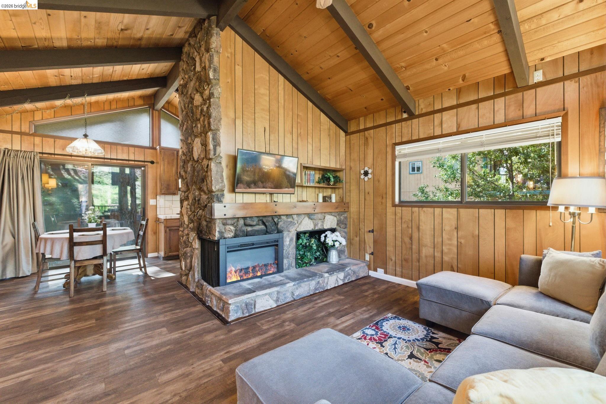 Detail Gallery Image 19 of 60 For 19650 Butler Way, Groveland,  CA 95321 - 4 Beds | 2 Baths