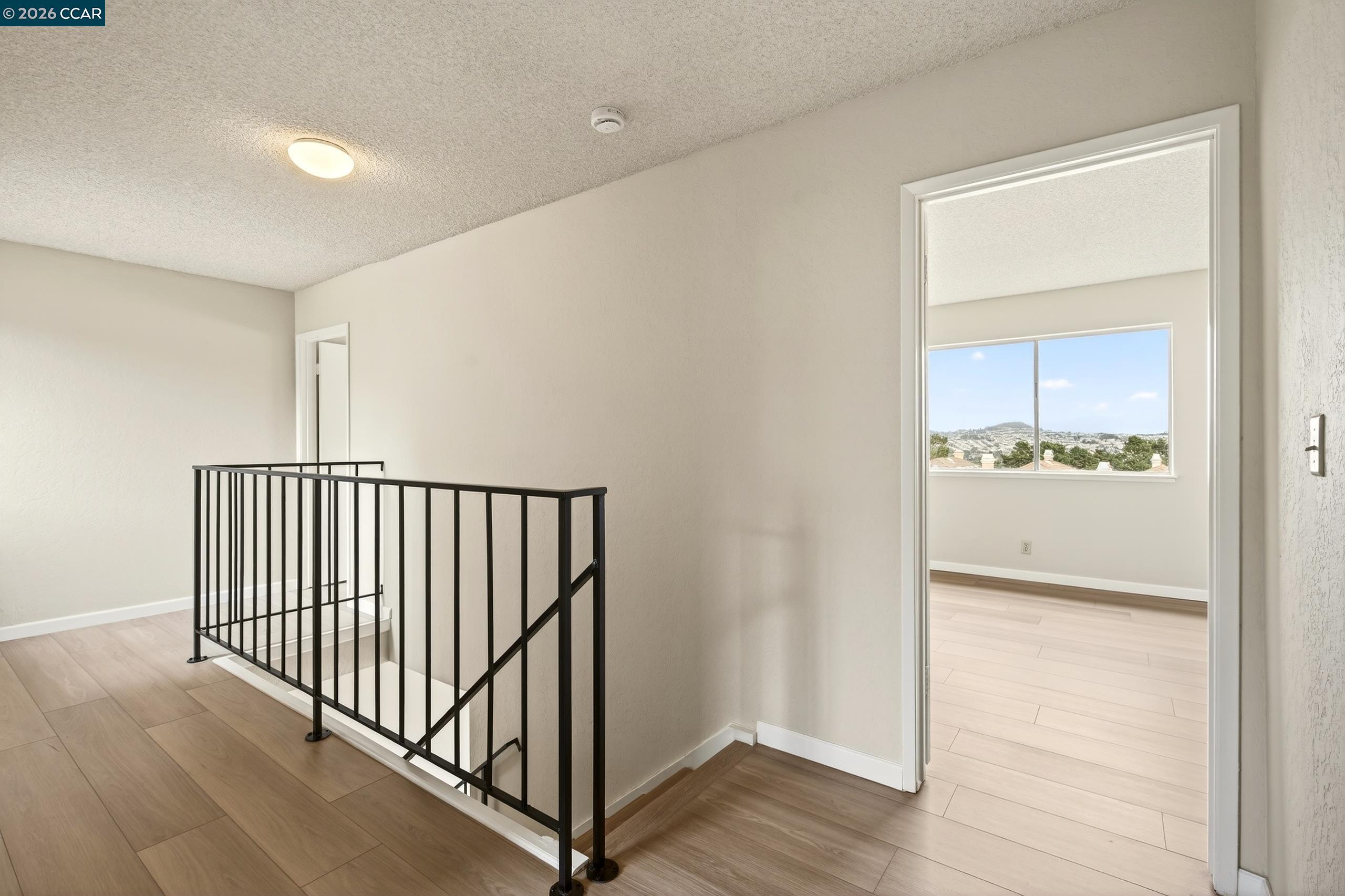Detail Gallery Image 24 of 60 For 108 Saint Michaels Ct, Daly City,  CA 94015 - 3 Beds | 2/1 Baths