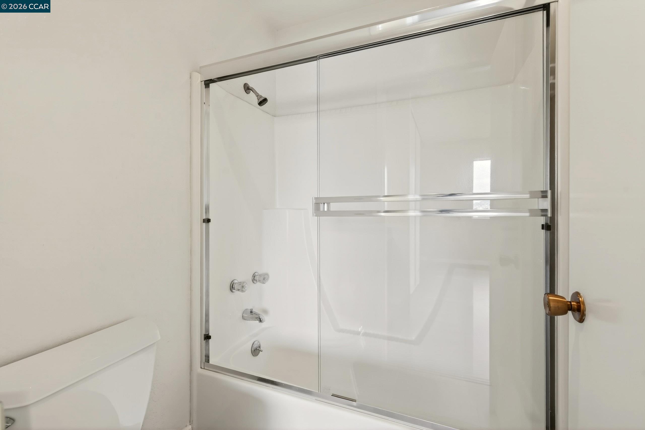 Detail Gallery Image 30 of 60 For 108 Saint Michaels Ct, Daly City,  CA 94015 - 3 Beds | 2/1 Baths