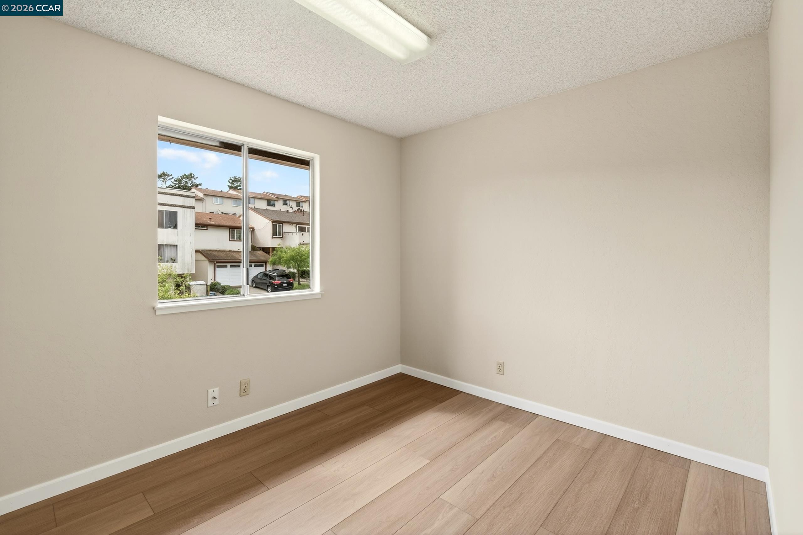 Detail Gallery Image 32 of 60 For 108 Saint Michaels Ct, Daly City,  CA 94015 - 3 Beds | 2/1 Baths