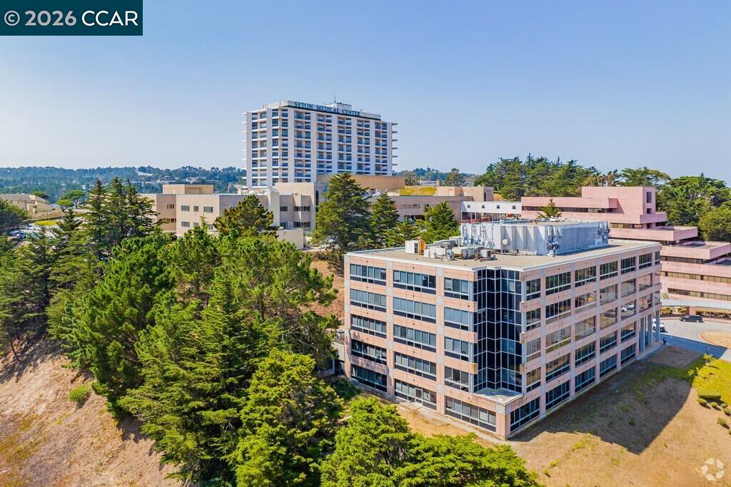 Detail Gallery Image 59 of 60 For 108 Saint Michaels Ct, Daly City,  CA 94015 - 3 Beds | 2/1 Baths