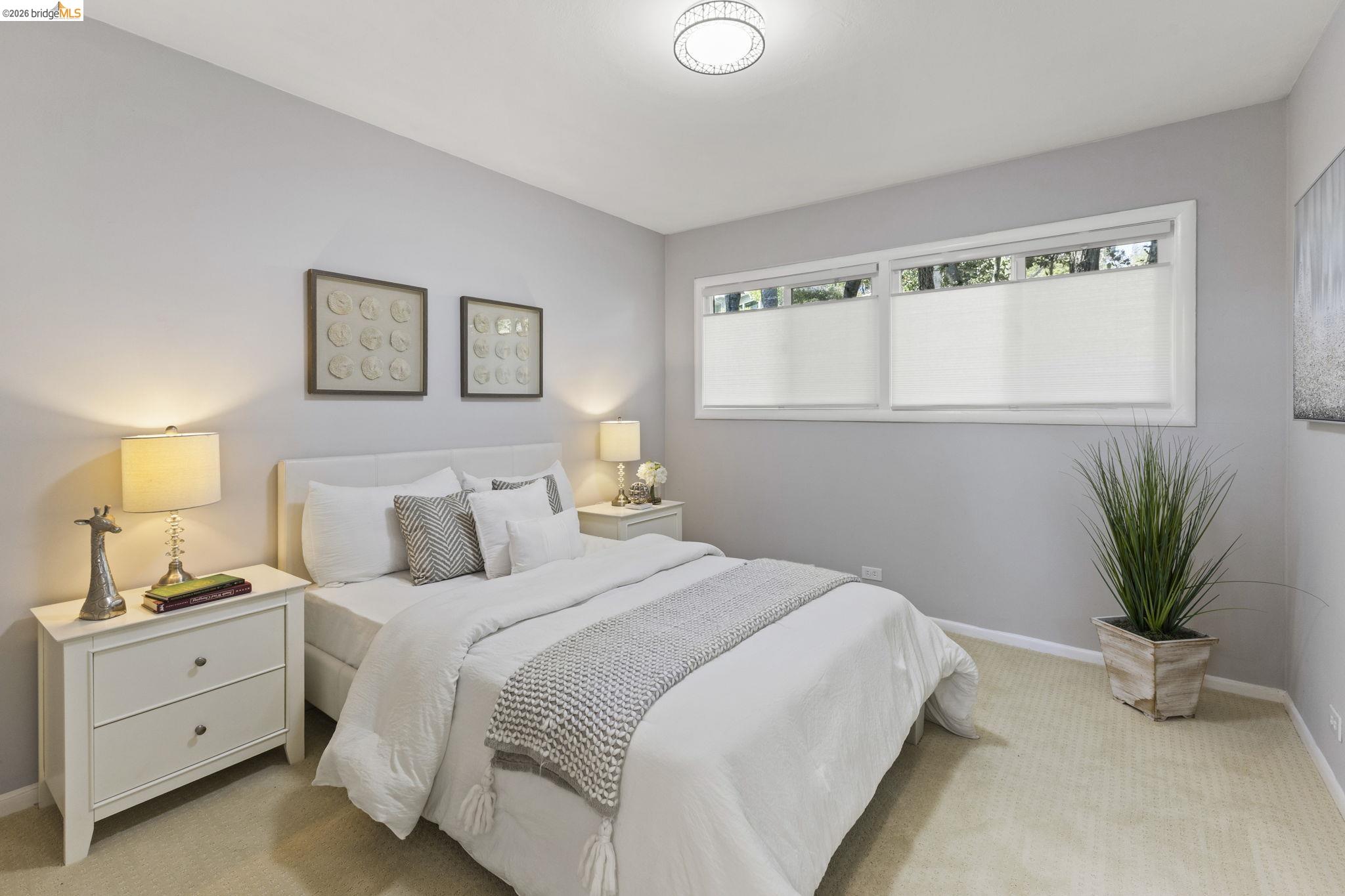 Detail Gallery Image 18 of 30 For 64 Valencia Rd, Orinda,  CA 94563 - 3 Beds | 2/1 Baths