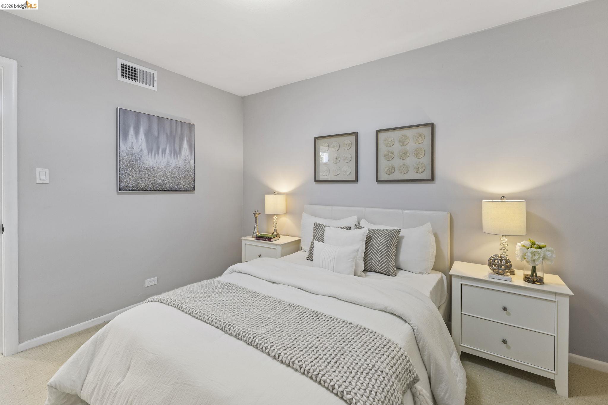 Detail Gallery Image 19 of 30 For 64 Valencia Rd, Orinda,  CA 94563 - 3 Beds | 2/1 Baths