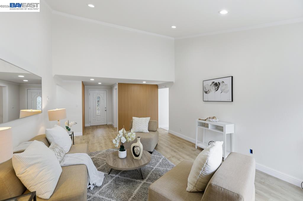 Detail Gallery Image 7 of 43 For 769 Covina Way, Fremont,  CA 94539 - 5 Beds | 3 Baths