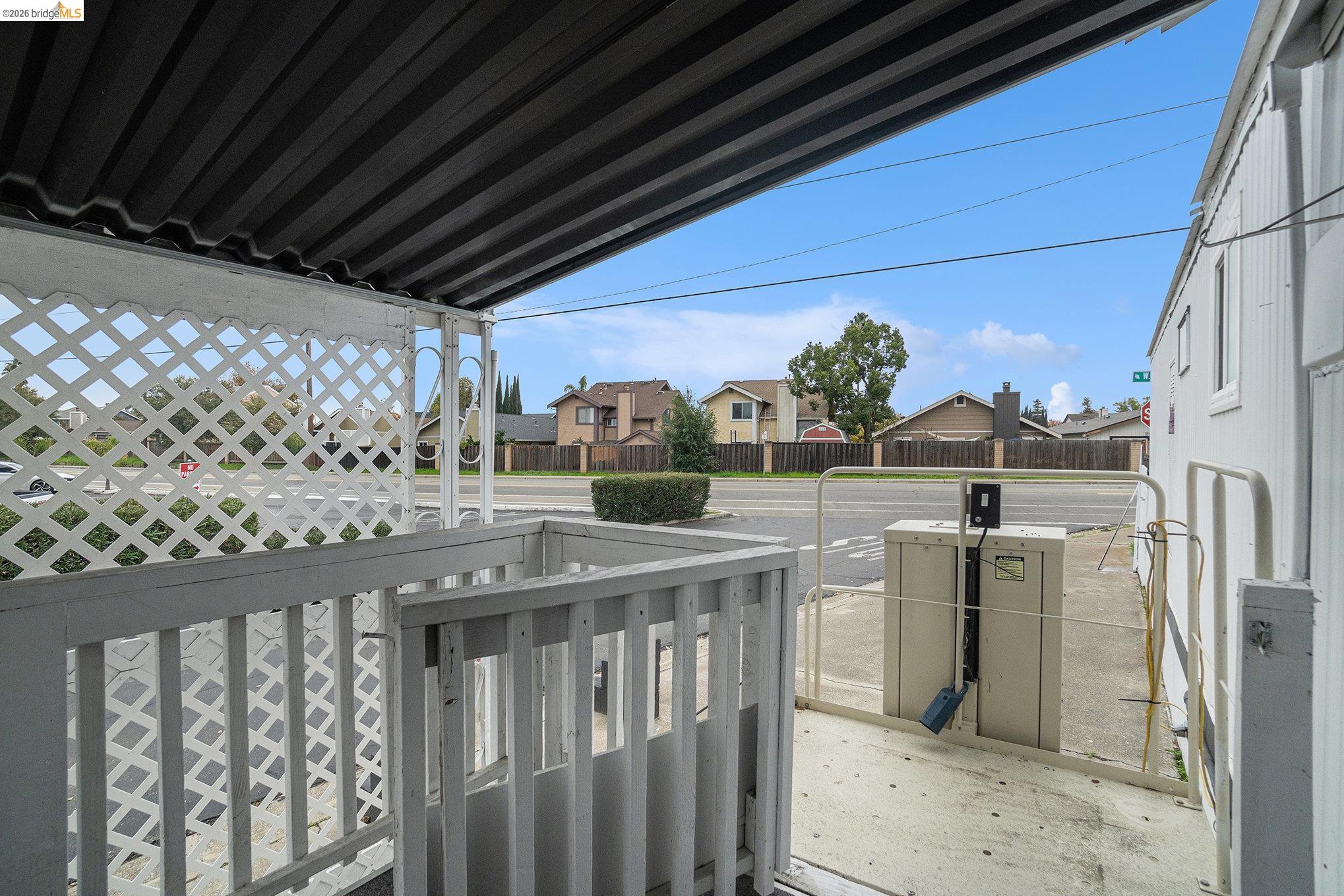 Detail Gallery Image 5 of 26 For 210 W Cypress #1,  Oakley,  CA 94561 - 1 Beds | 1 Baths