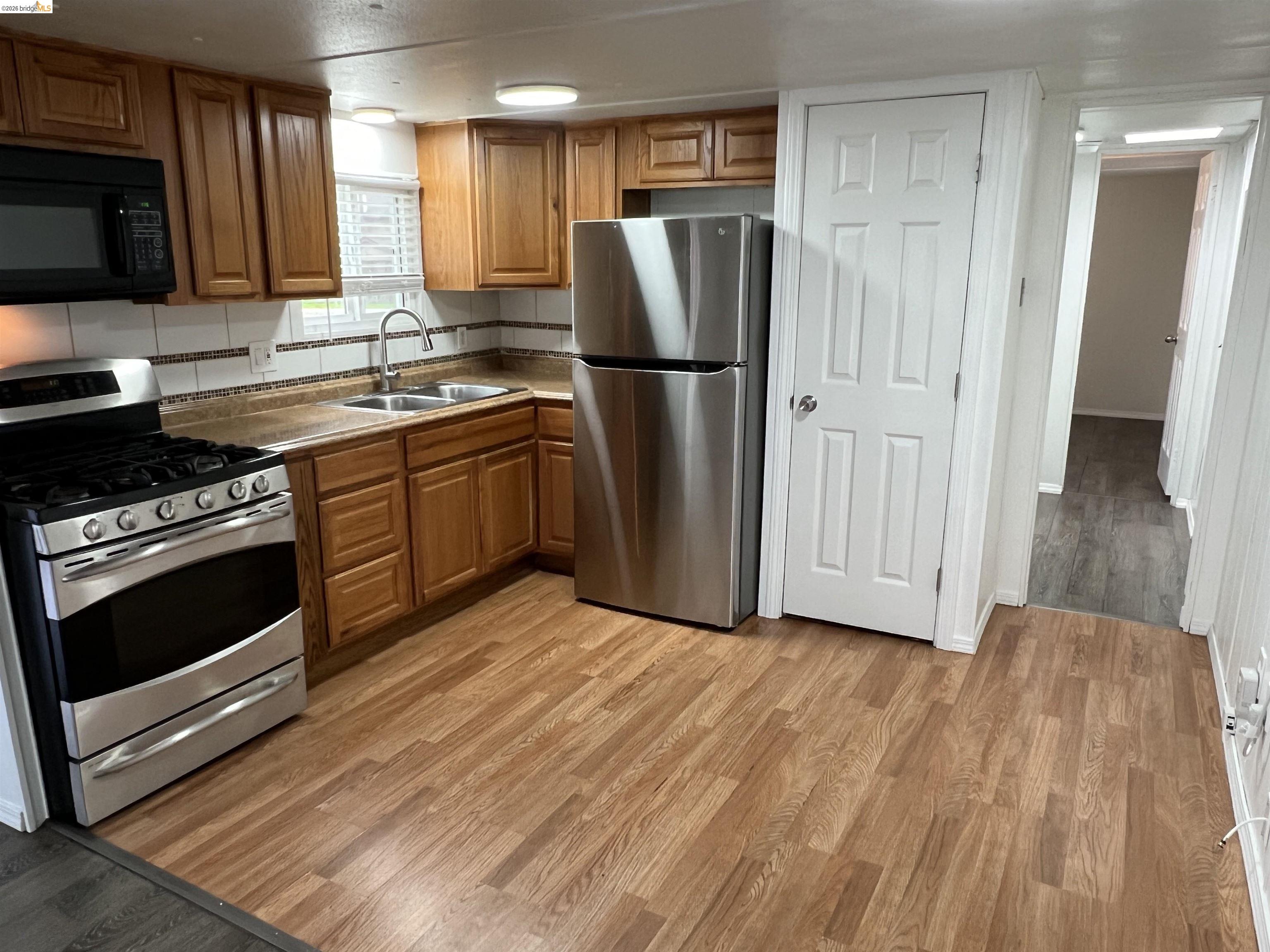 Detail Gallery Image 8 of 26 For 210 W Cypress #1,  Oakley,  CA 94561 - 1 Beds | 1 Baths