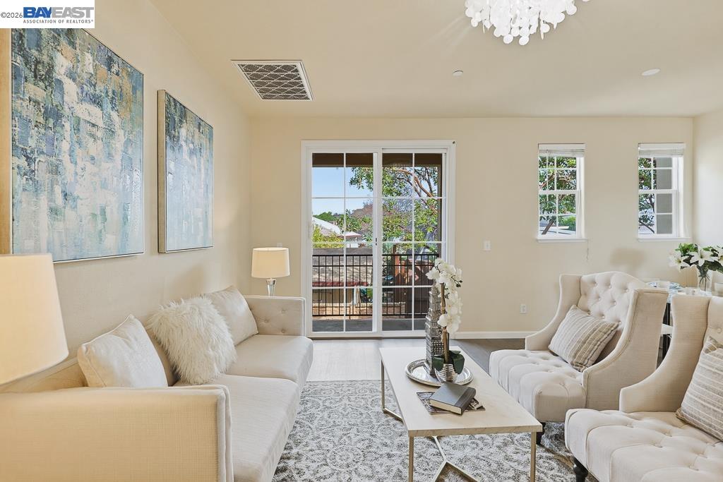 Photo #3: 41126216 Listing: Photo #3