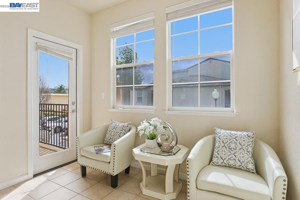 Detail Gallery Image 24 of 53 For 3937 Forest Cir, Castro Valley,  CA 94546 - 3 Beds | 3/1 Baths