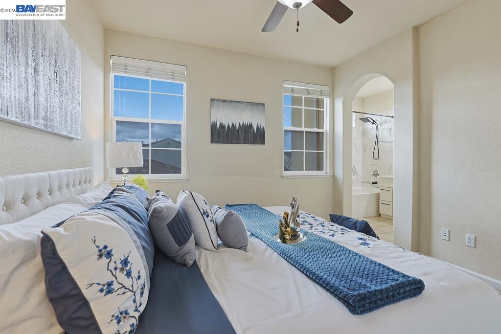 Detail Gallery Image 39 of 53 For 3937 Forest Cir, Castro Valley,  CA 94546 - 3 Beds | 3/1 Baths