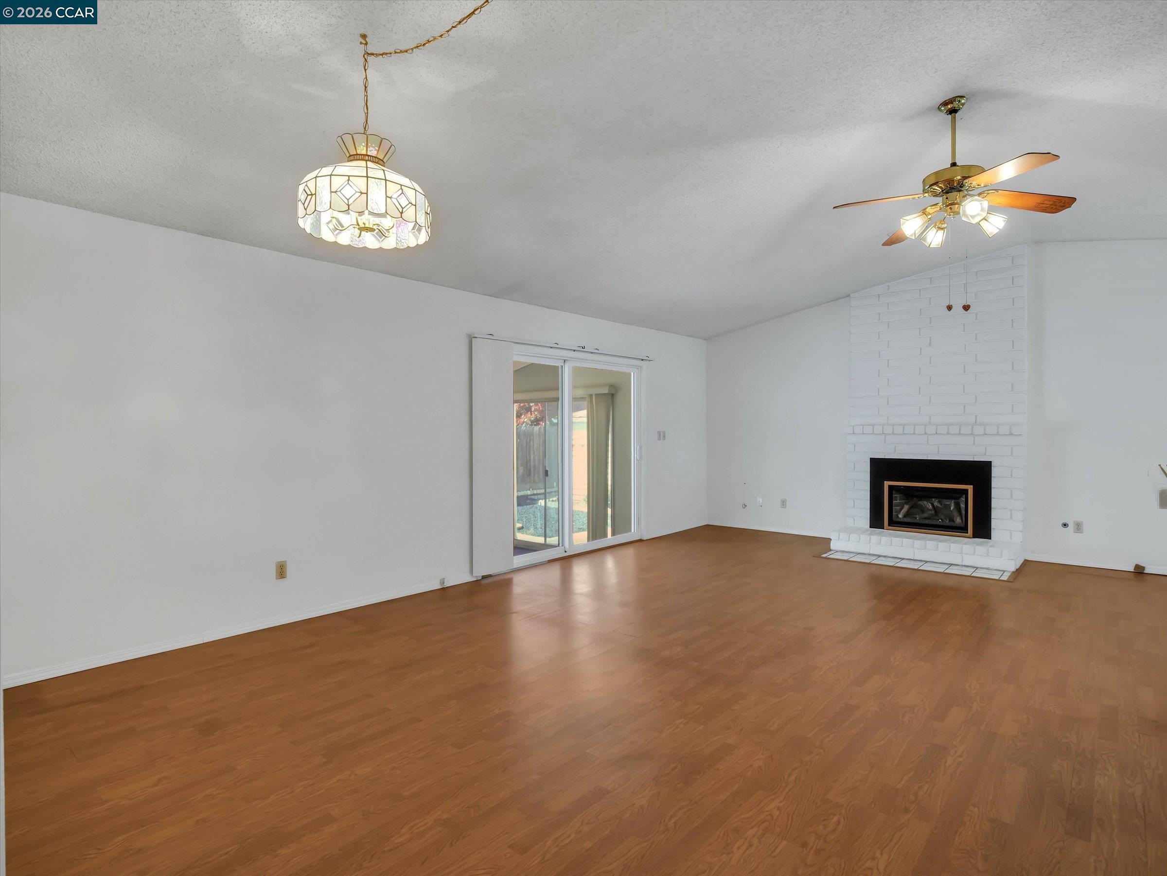 Detail Gallery Image 10 of 39 For 3304 Swallow Dr, Modesto,  CA 95356 - 3 Beds | 2 Baths