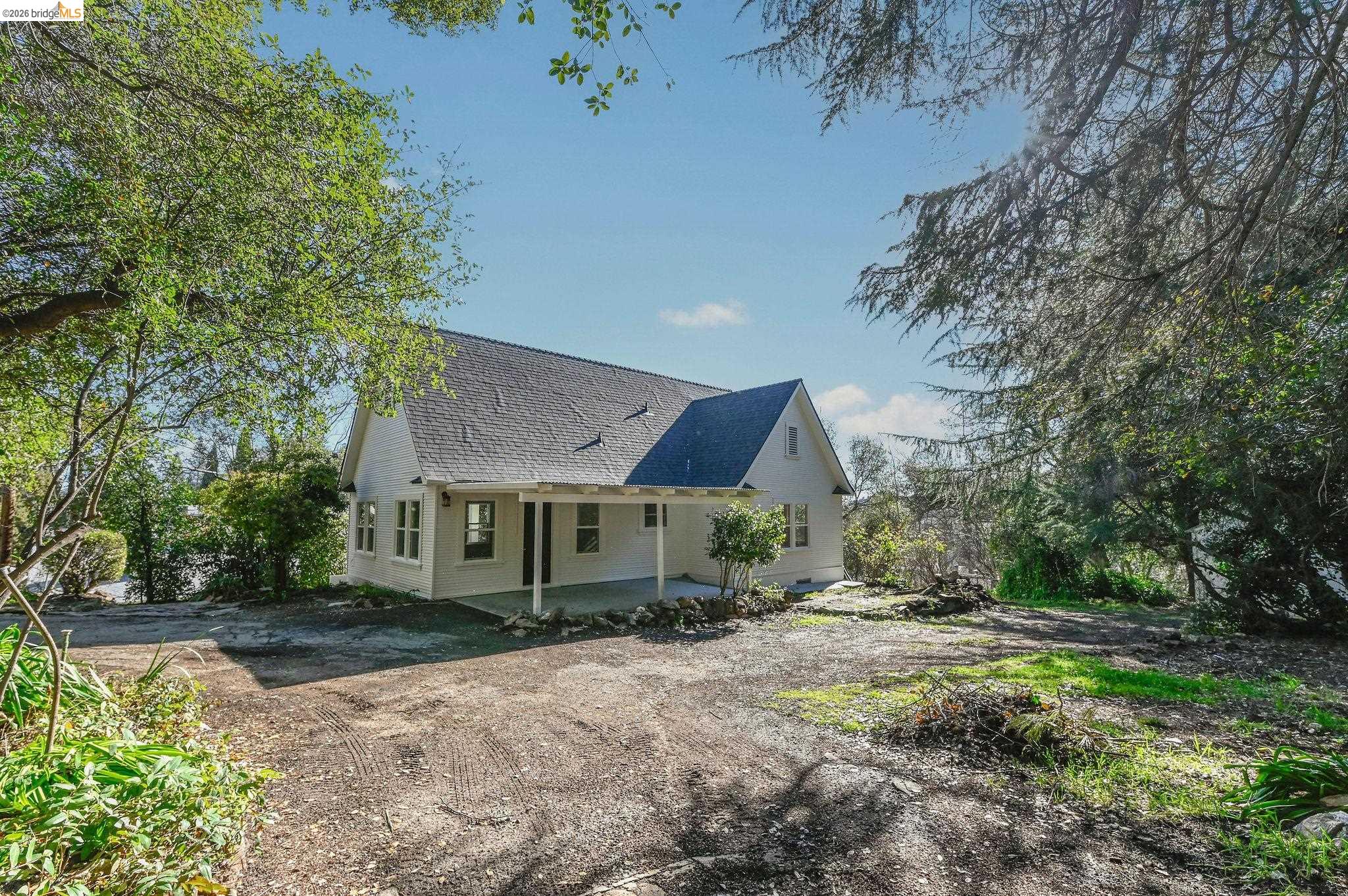 Detail Gallery Image 12 of 45 For 40 Upper Sunset Dr, Sonora,  CA 95370 - 3 Beds | 2 Baths