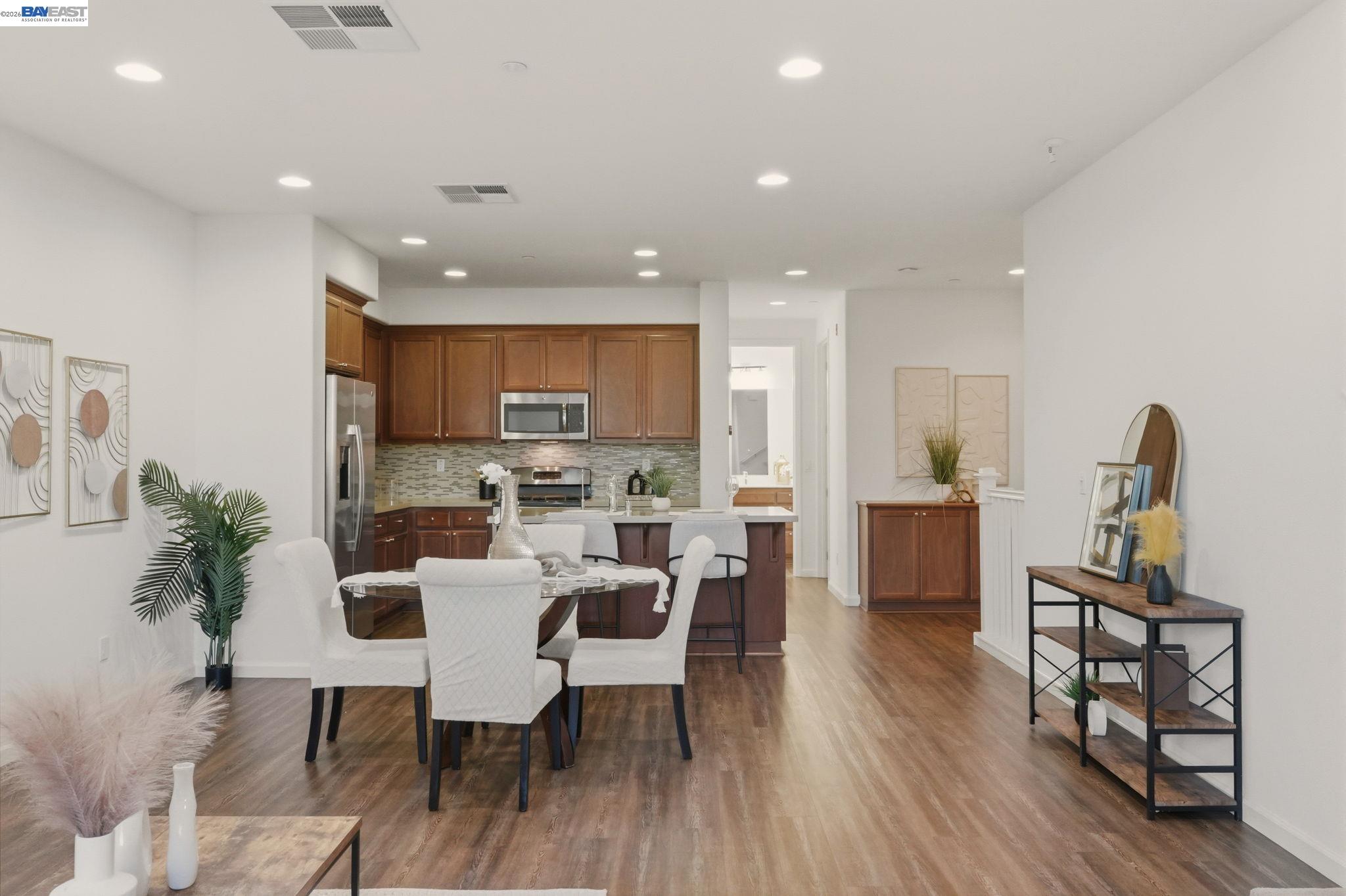 Photo #13: 41126220 Listing: Photo #13