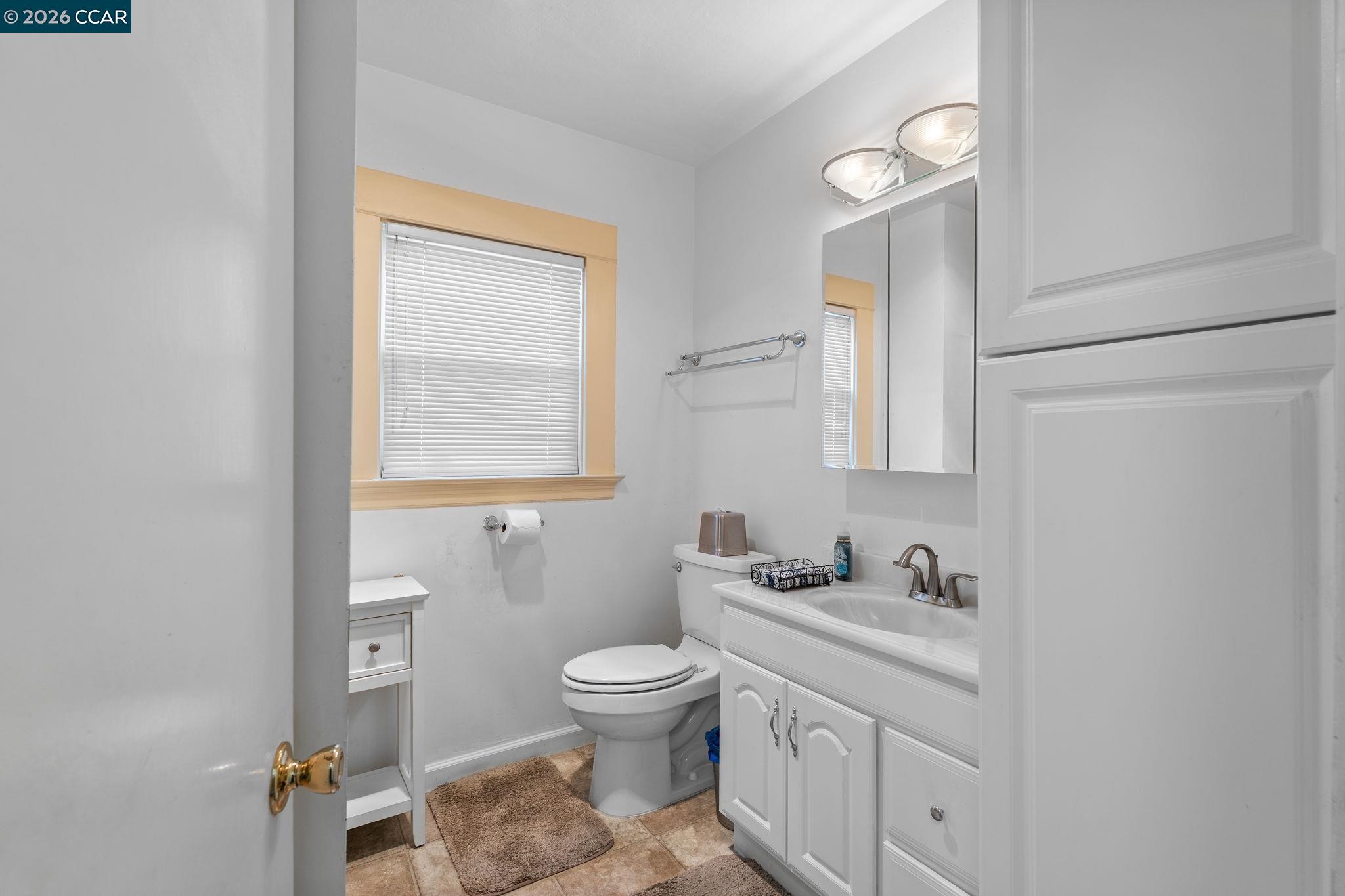 Detail Gallery Image 17 of 34 For 1308 Pine St, Martinez,  CA 94553 - 1 Beds | 1 Baths