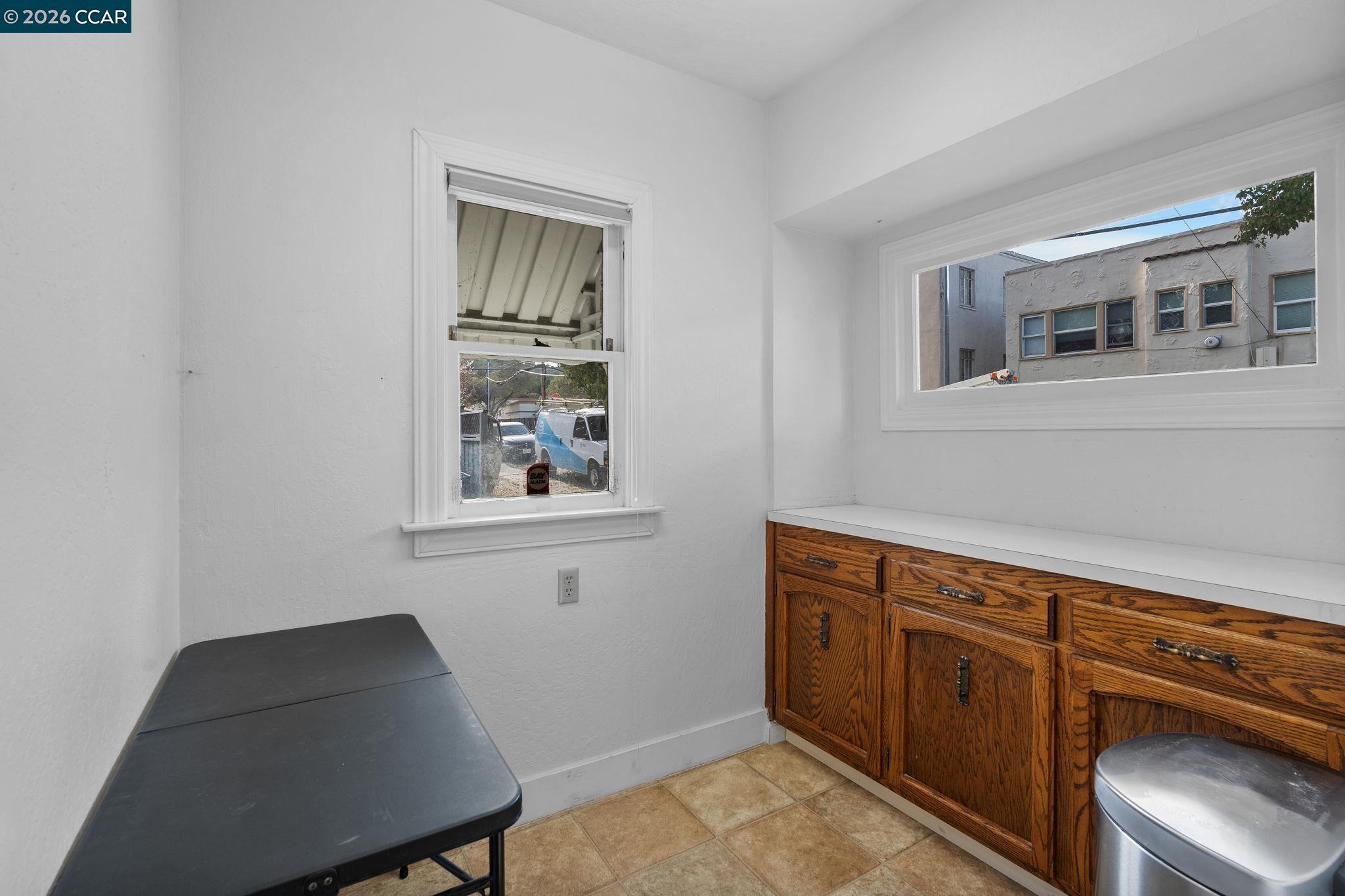 Detail Gallery Image 22 of 34 For 1308 Pine St, Martinez,  CA 94553 - 1 Beds | 1 Baths
