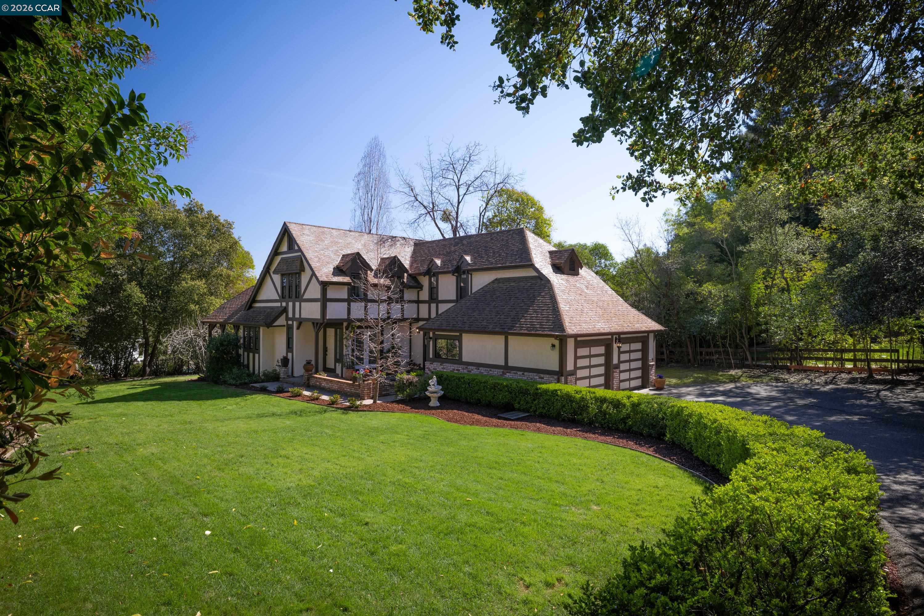 Front Image Thumbnail for CC41126223