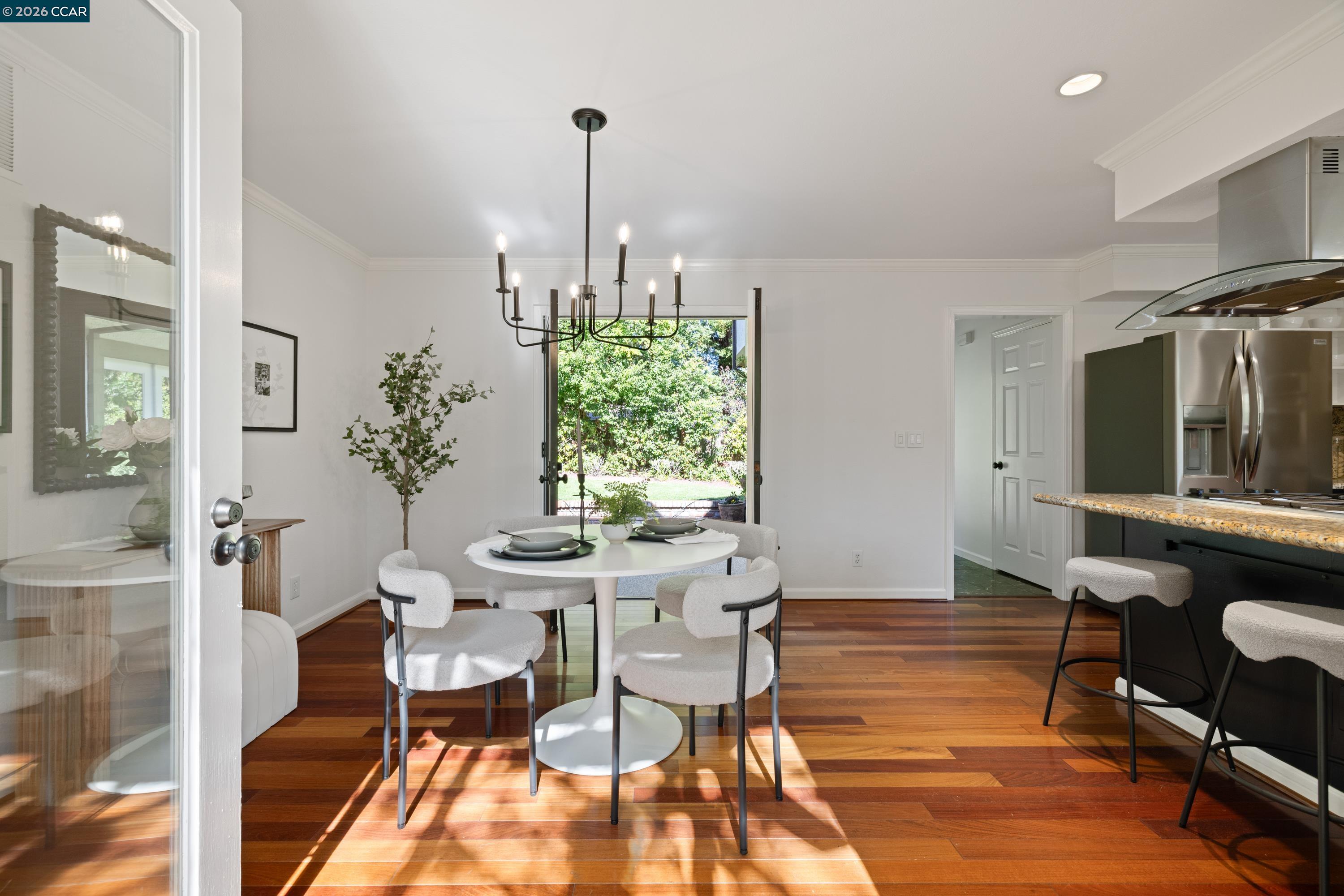 Detail Gallery Image 19 of 37 For 1645 Livorna Road West, Alamo,  CA 94507 - 3 Beds | 2/1 Baths