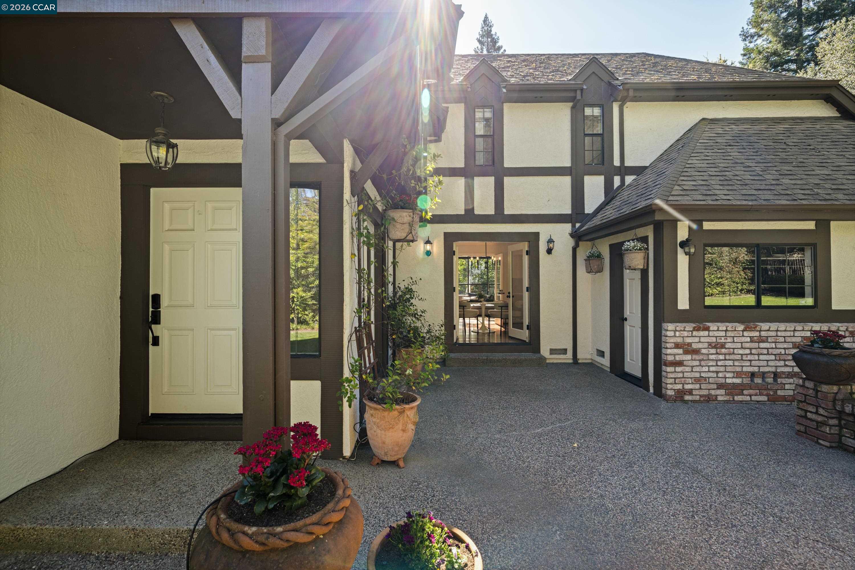 Detail Gallery Image 5 of 37 For 1645 Livorna Road West, Alamo,  CA 94507 - 3 Beds | 2/1 Baths