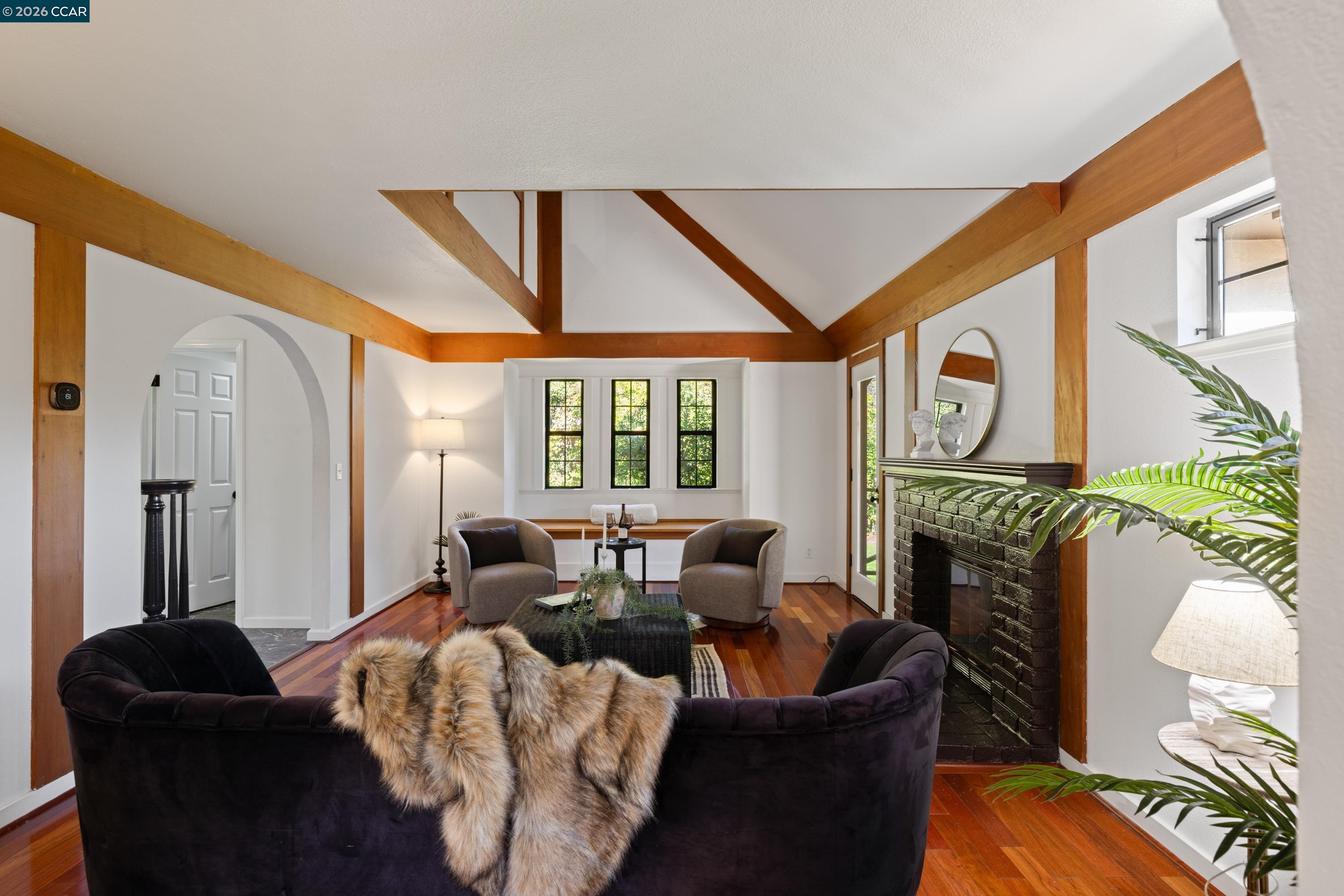 Detail Gallery Image 9 of 37 For 1645 Livorna Road West, Alamo,  CA 94507 - 3 Beds | 2/1 Baths