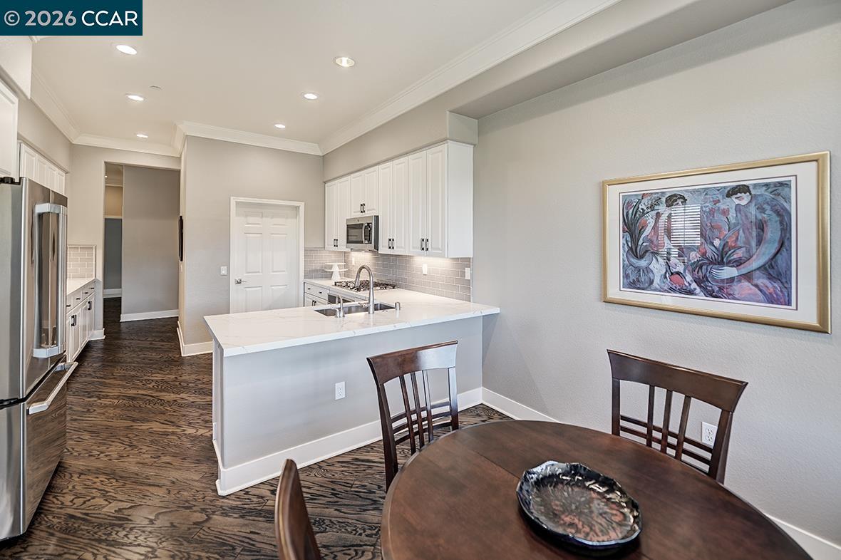 Detail Gallery Image 5 of 59 For 539 High Eagle Ct, Walnut Creek,  CA 94595 - 2 Beds | 2 Baths