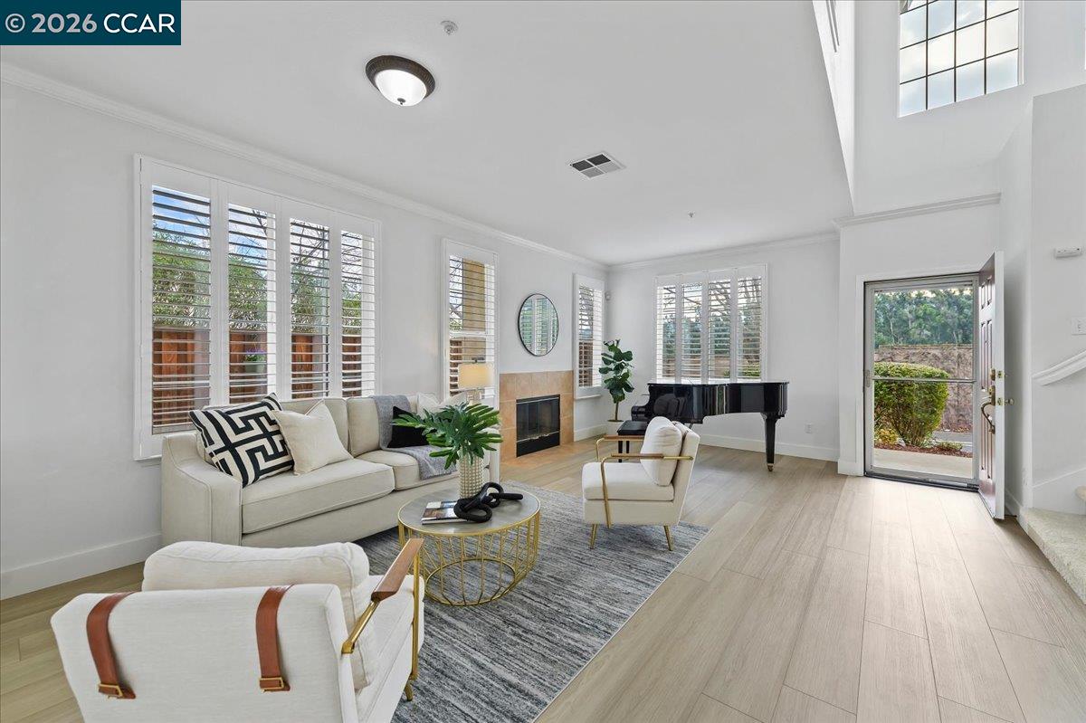 Photo #2: 41126225 Listing: Photo #2