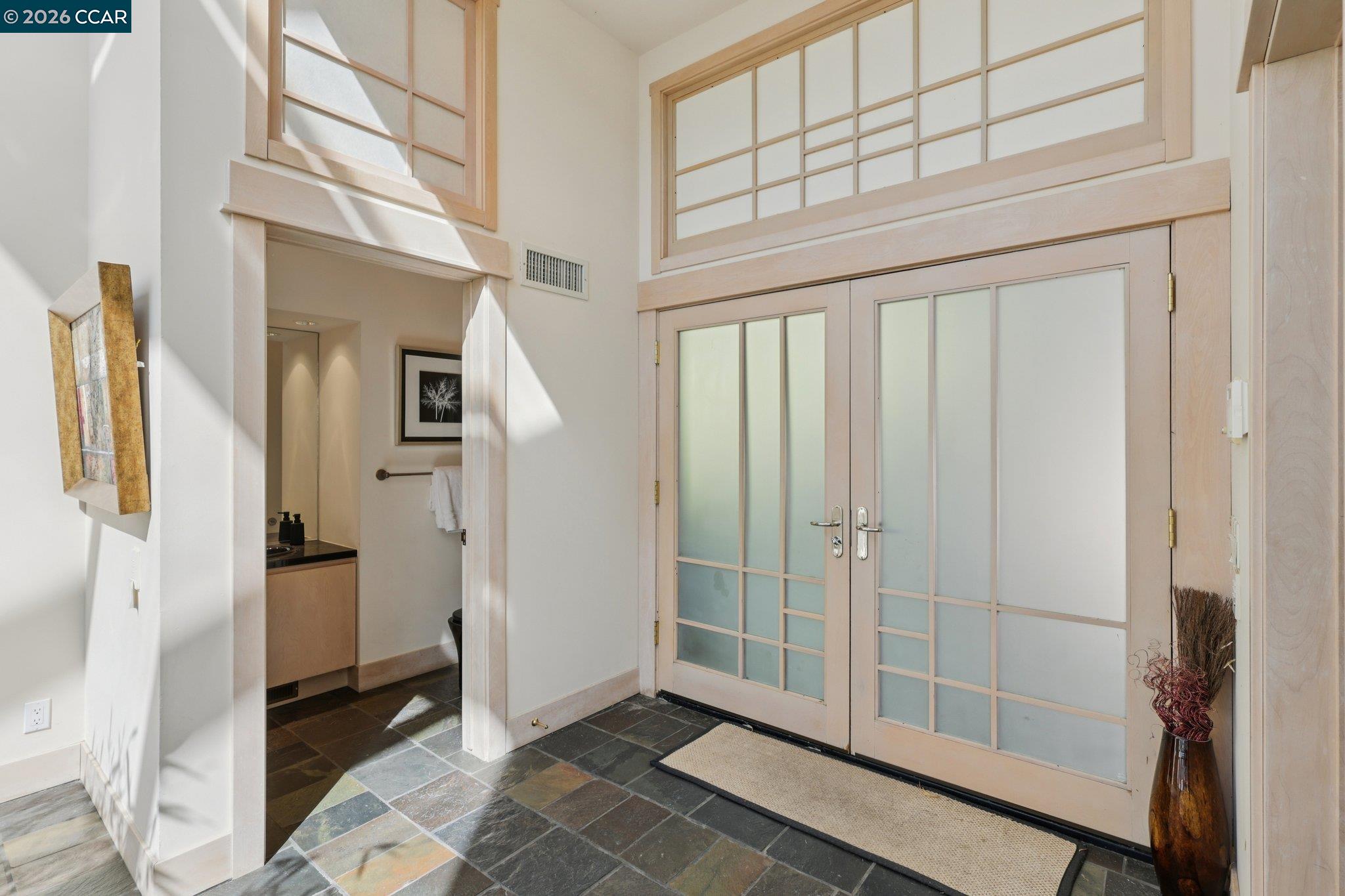 Detail Gallery Image 14 of 58 For 319 Tappan Ter, Orinda,  CA 94563 - 5 Beds | 4/1 Baths