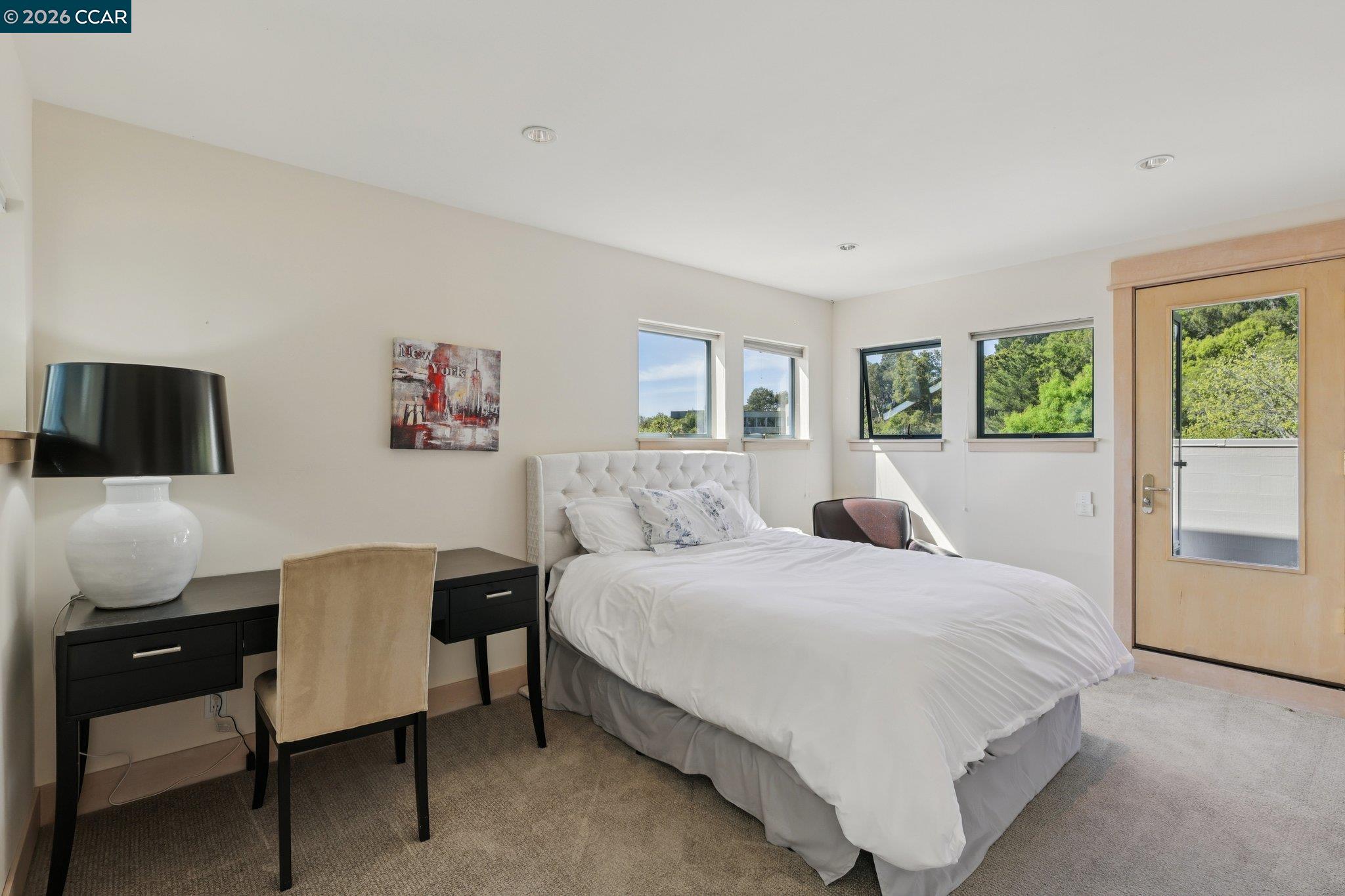 Detail Gallery Image 21 of 58 For 319 Tappan Ter, Orinda,  CA 94563 - 5 Beds | 4/1 Baths